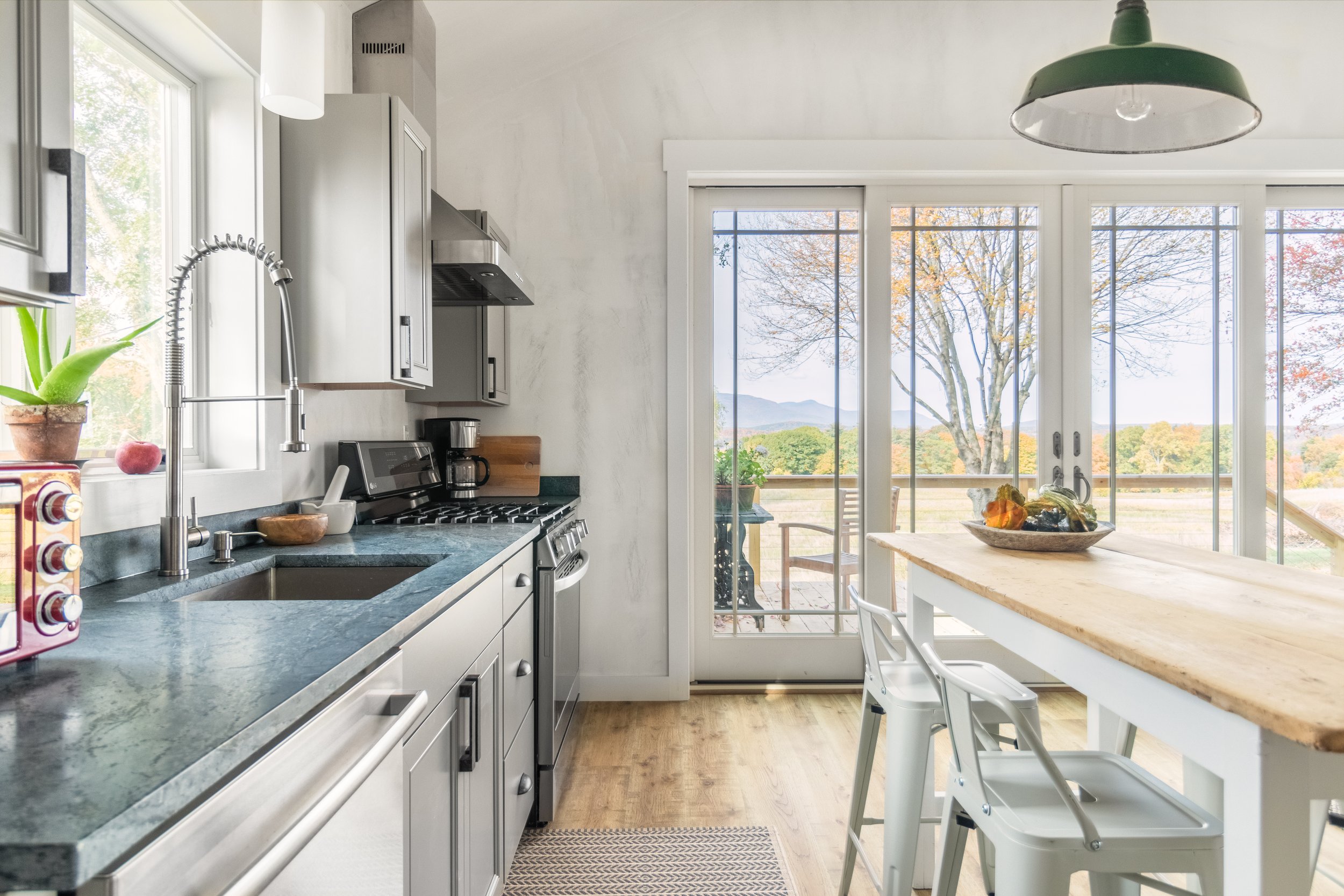 Martina Cottage 5.jpg