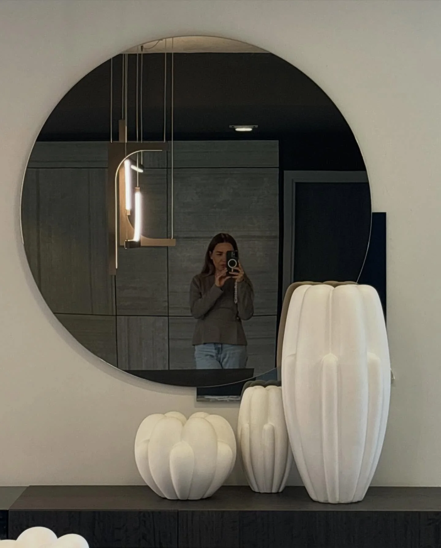 Petit aper&ccedil;u de ma visite il y a quelques jours chez certains fournisseurs en Italie avec lesquels je collabore.

Pour moi, il est essentiel de d&eacute;couvrir leurs showrooms, mais aussi leurs usines, afin de comprendre leur savoir-faire, le