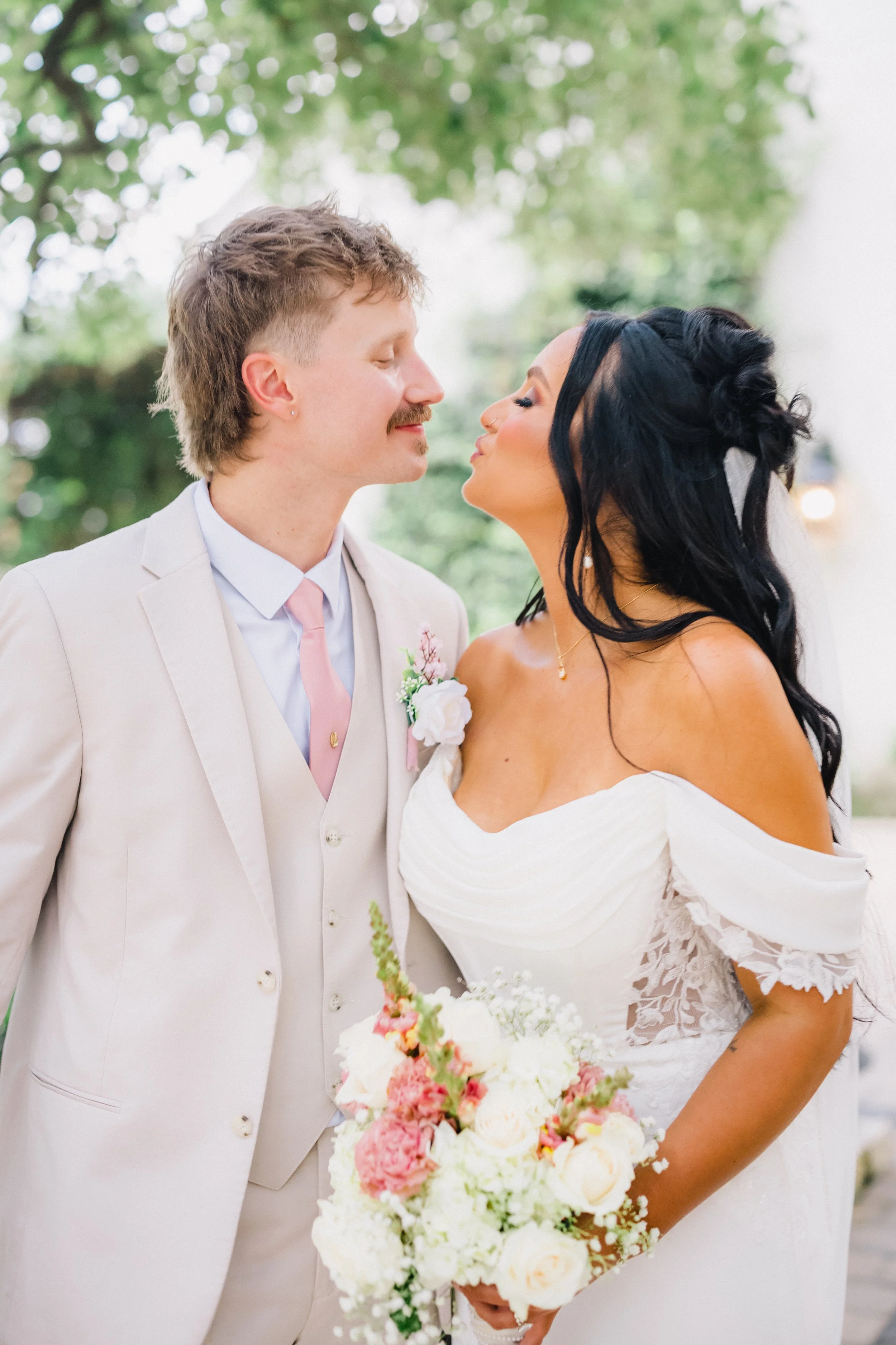 08-21-2025 Emily and Zyn Wedding Day Sneak Peek-376.jpg