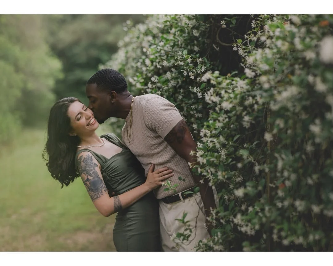 In love with this E-Session at @rusticroseevents !
.
.
.
#weddingphotographer #weddingphotography #engagement #engagementphotos #engagementphotographer