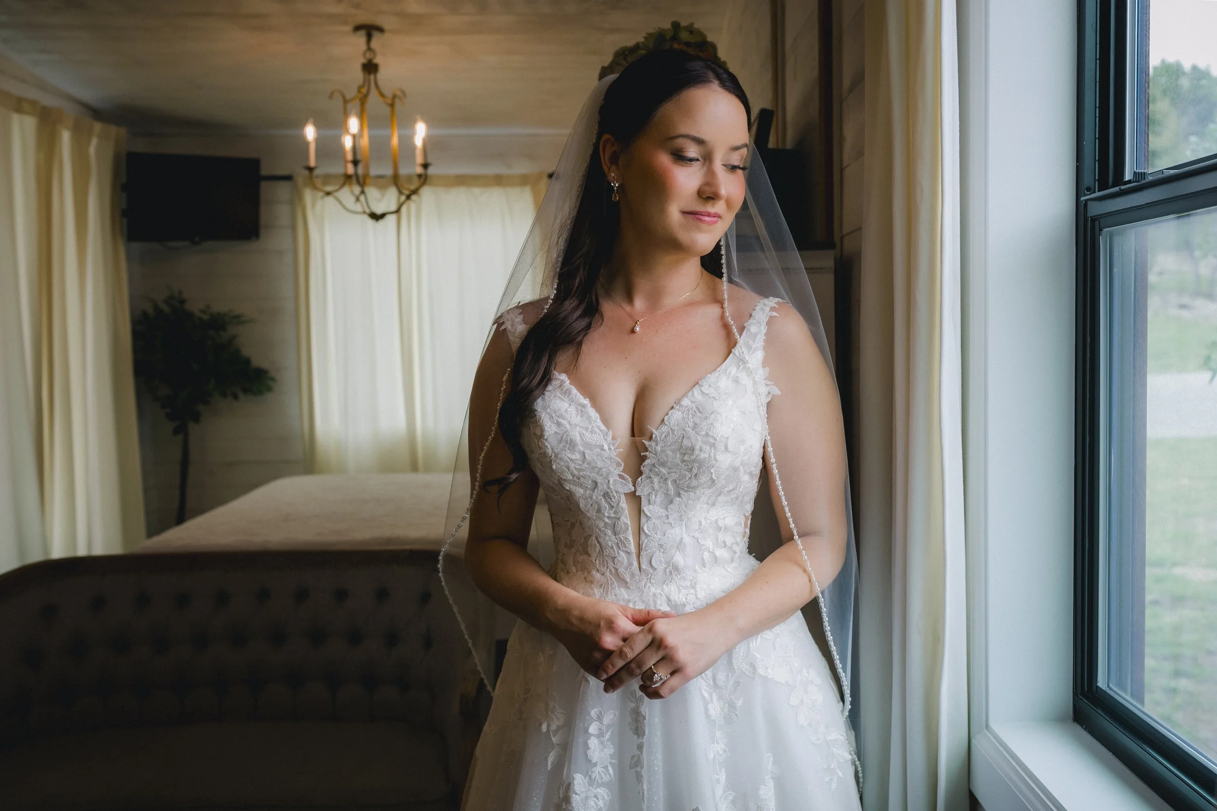 Jonathan and Brie Wedding Preview-047.jpg
