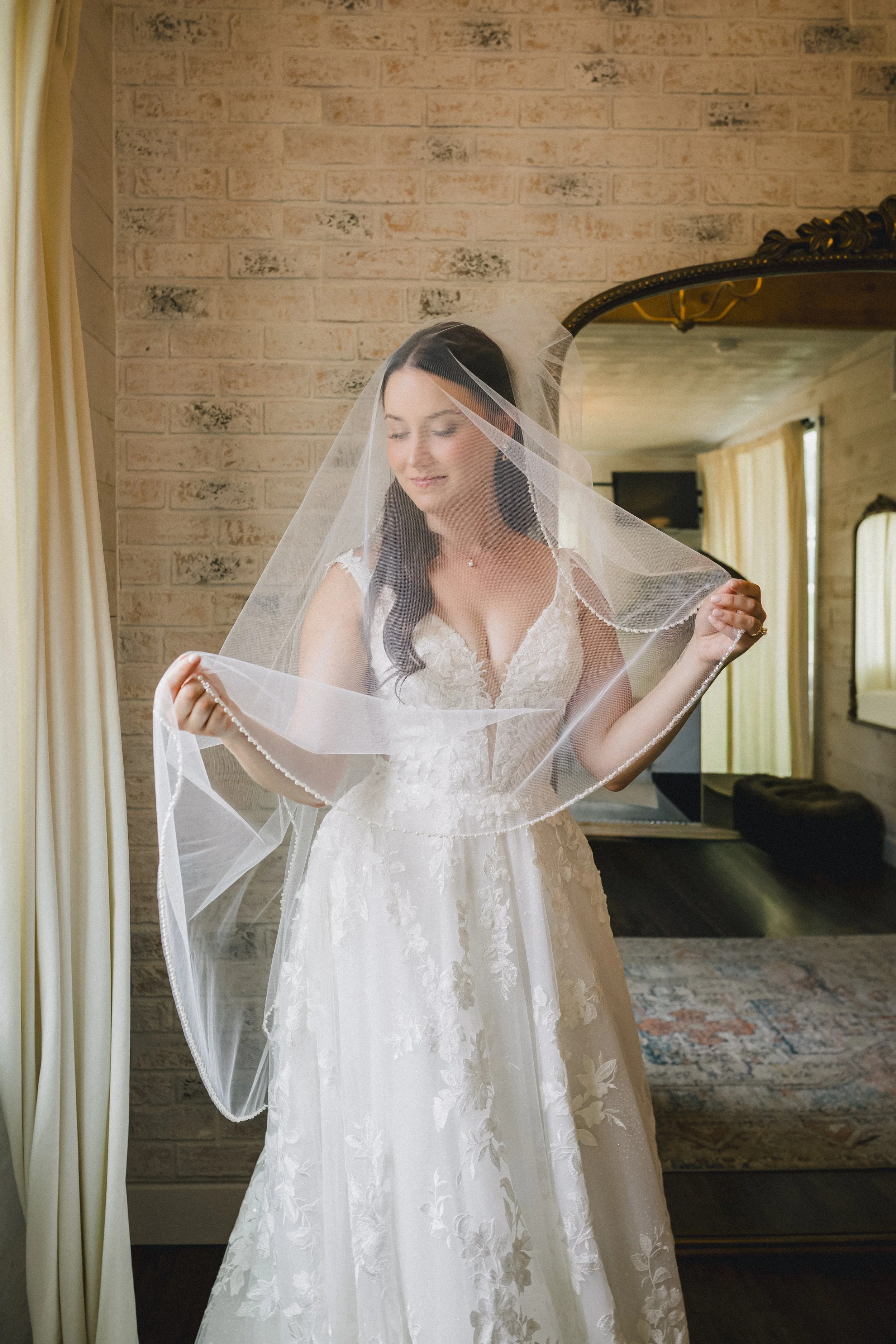 Jonathan and Brie Wedding Preview-050.jpg