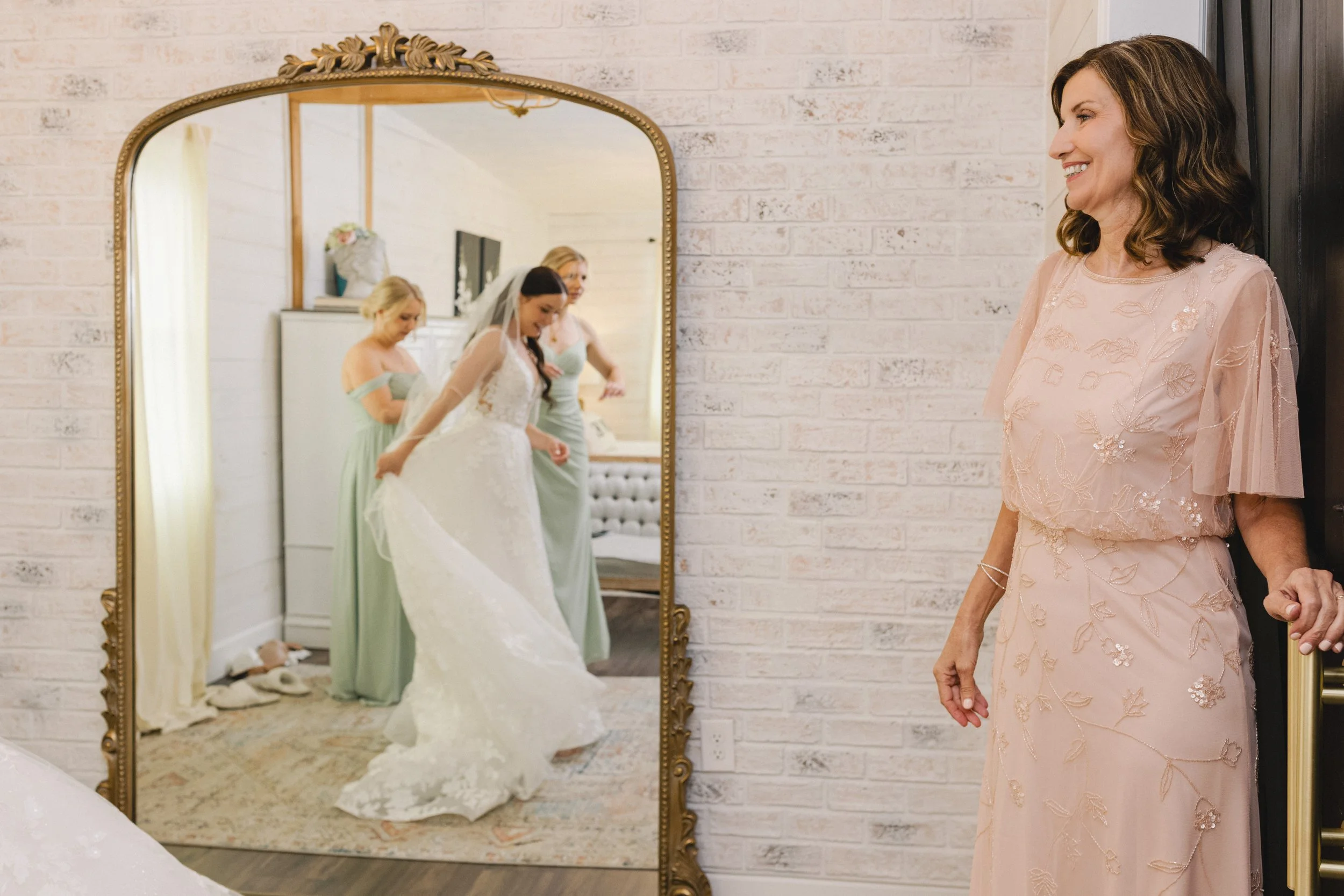 Jonathan and Brie Wedding Preview-059.jpg