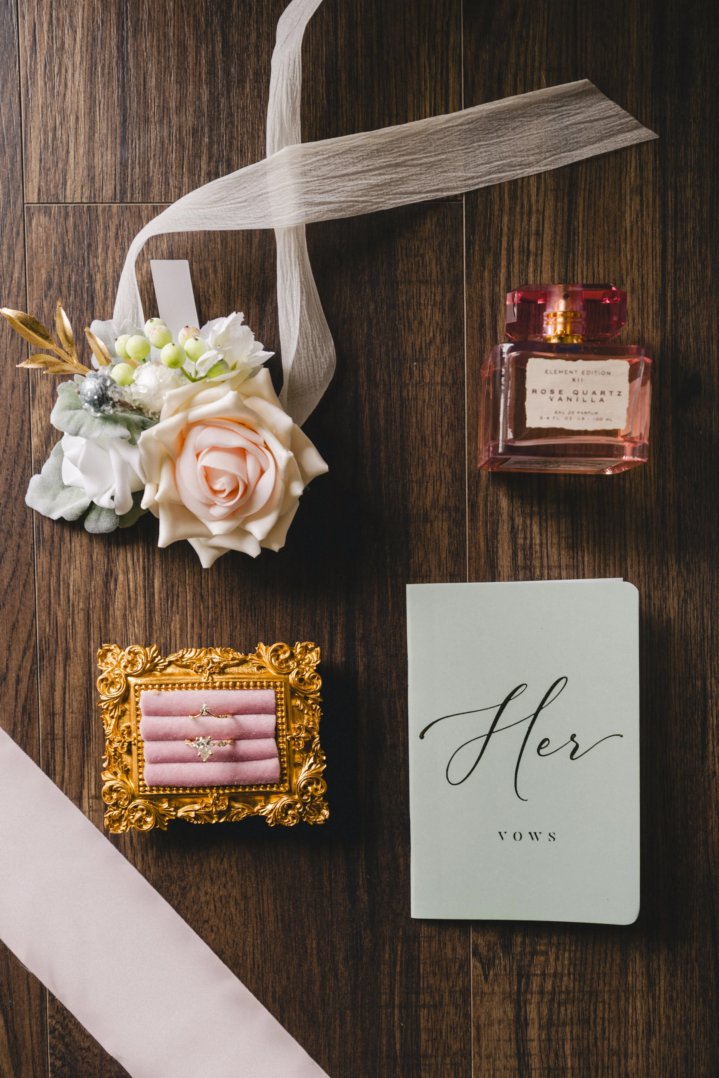 Jonathan and Brie Wedding Preview-018.jpg