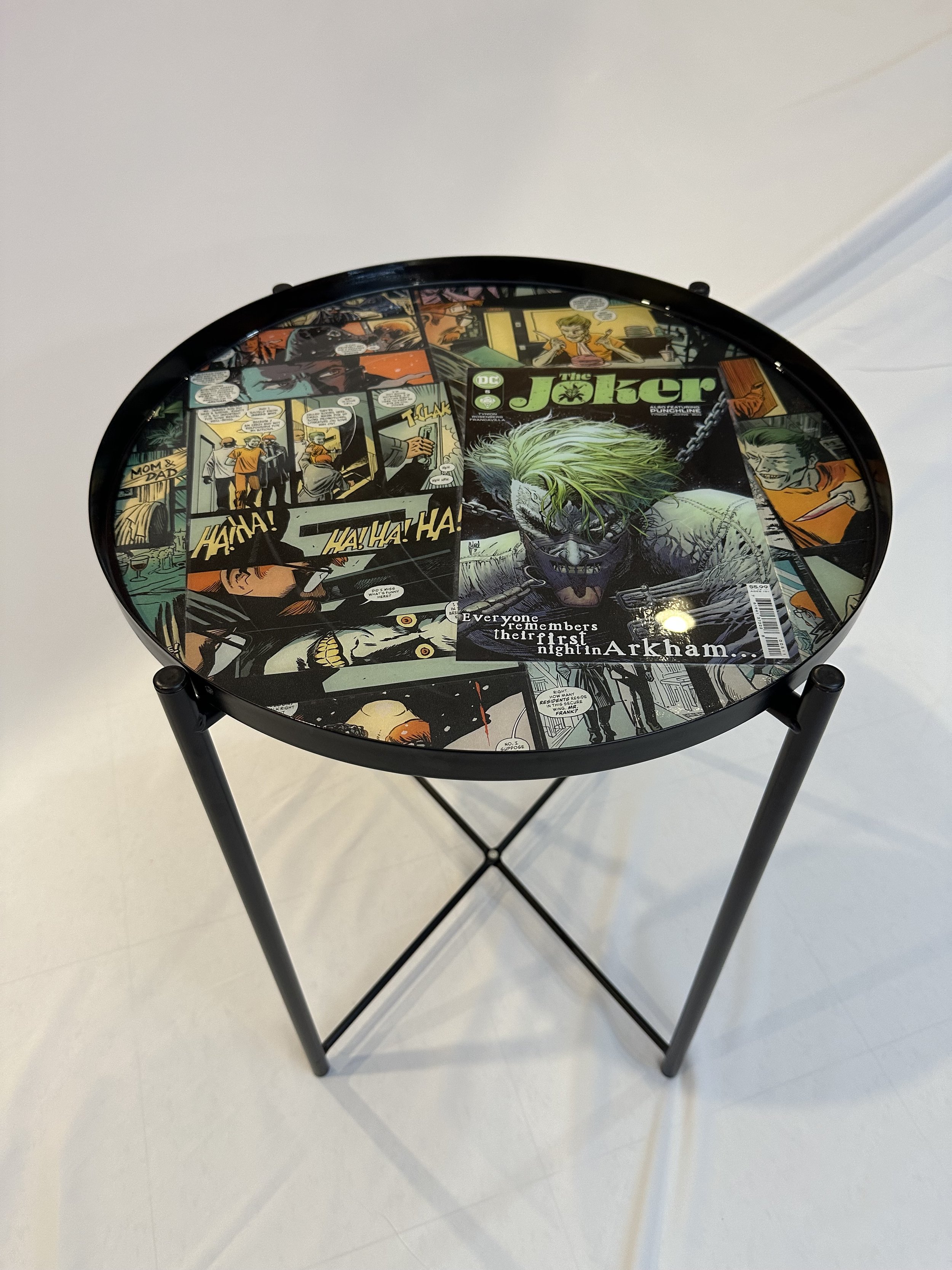Round Side Table (The Joker)