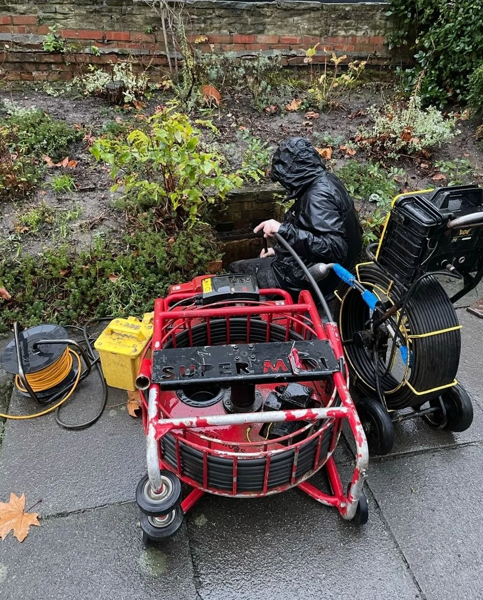 Drainage survey, drainage repairs and drainage relining in Hertfordshire and North London via LC Drainage Services.