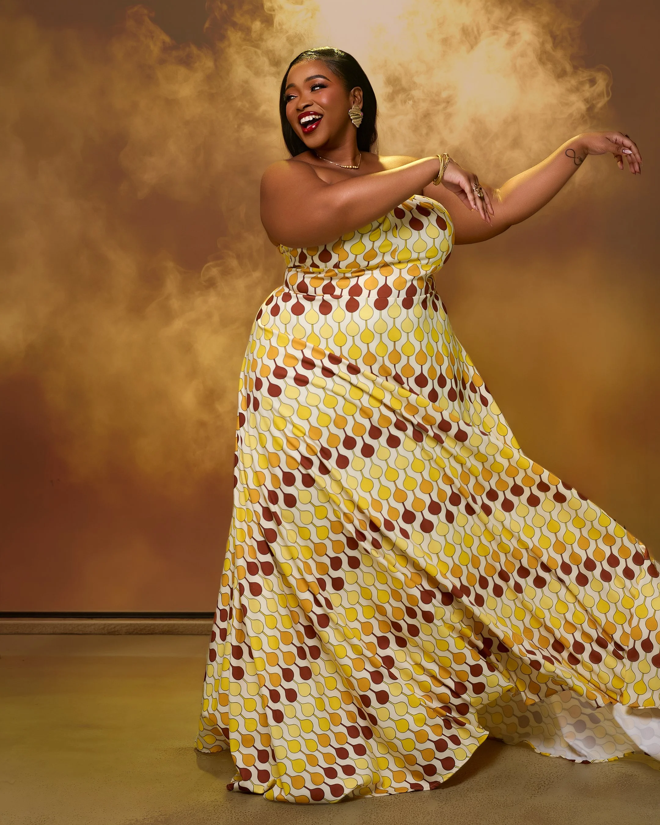 Robe: Magic’A//
Makeup: Salma Relooking//
Coiffure: Oreyot//
Photo: Alexandra Noimba