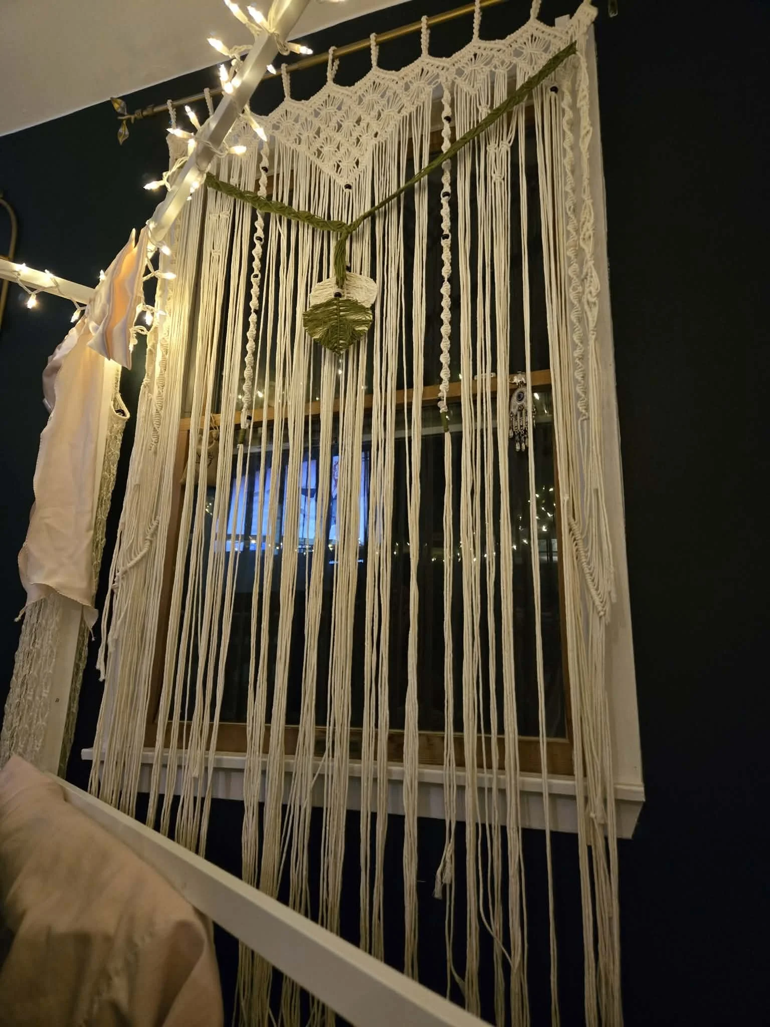 The Cheris Ann

2026

A custom fiber installation created as a gift from mother to daughter. Designed with Cotton, Gold Metal, rose quartz, and onyx to bring protection and self-love into the space.

SC2026.01 