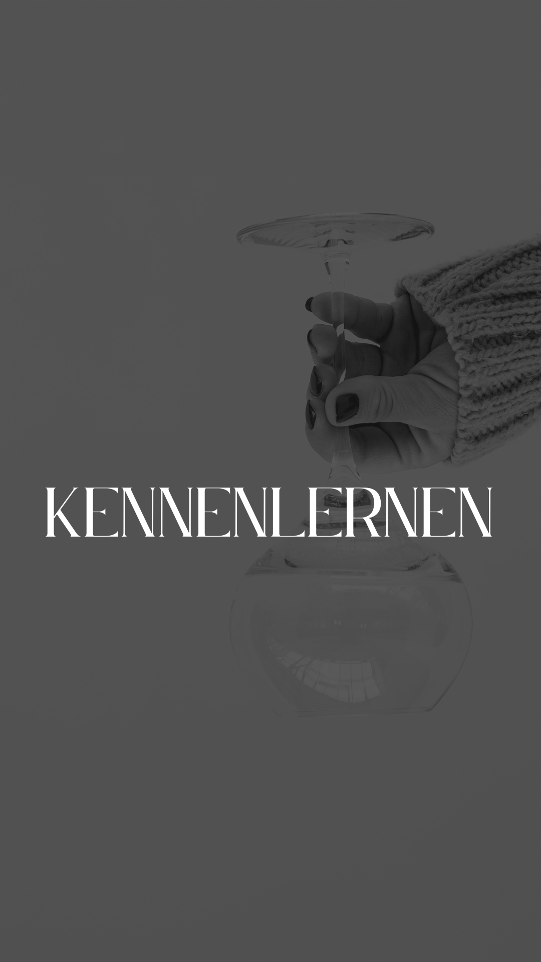 In einem kurzen Gespräch per Zoom oder Telefon
lernen wir uns kennen und sprechen über euren Hochzeitstag.
Uns geht es darum, ein Gefühl füreinander zu bekommen
und gemeinsam zu schauen, ob es passt.