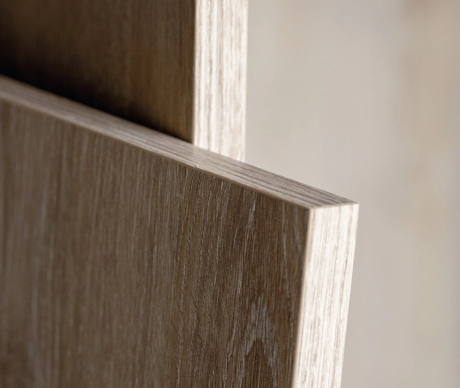Shelf edged on all four sides