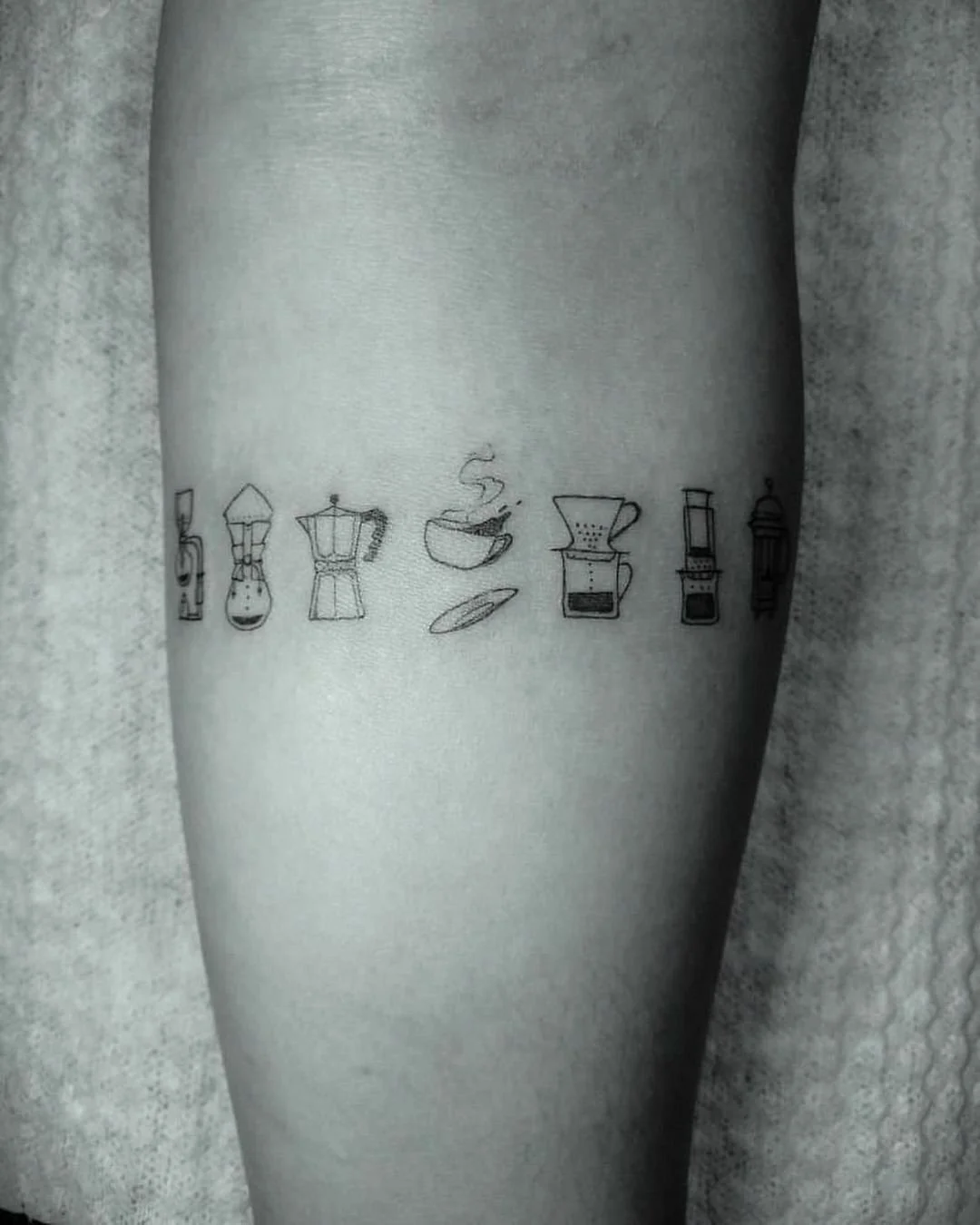 TATOUAGE &amp; CAFÉ FONT-ILS BON MÉNAGE&nbsp;?