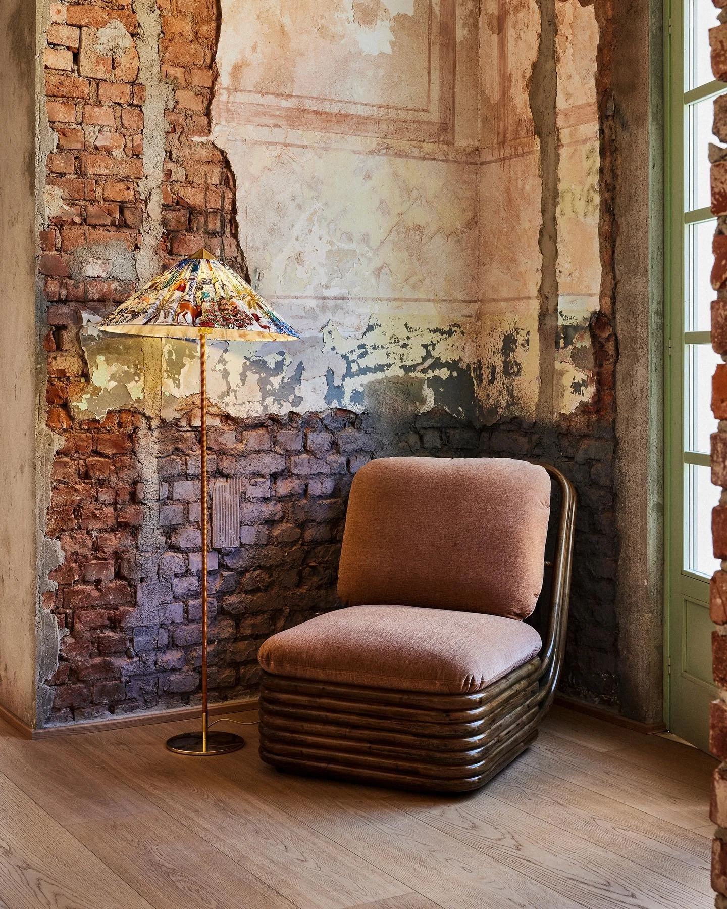 lampadaire-9602-de-Paavo-Tynel-x-Pierre-Frey-par-Silvera.jpg