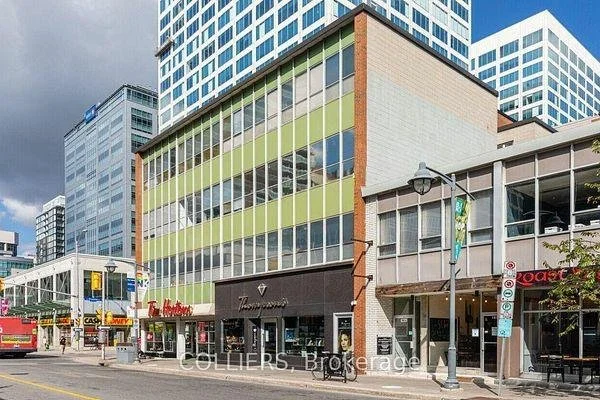 Building exterior — 176 Gloucester Street