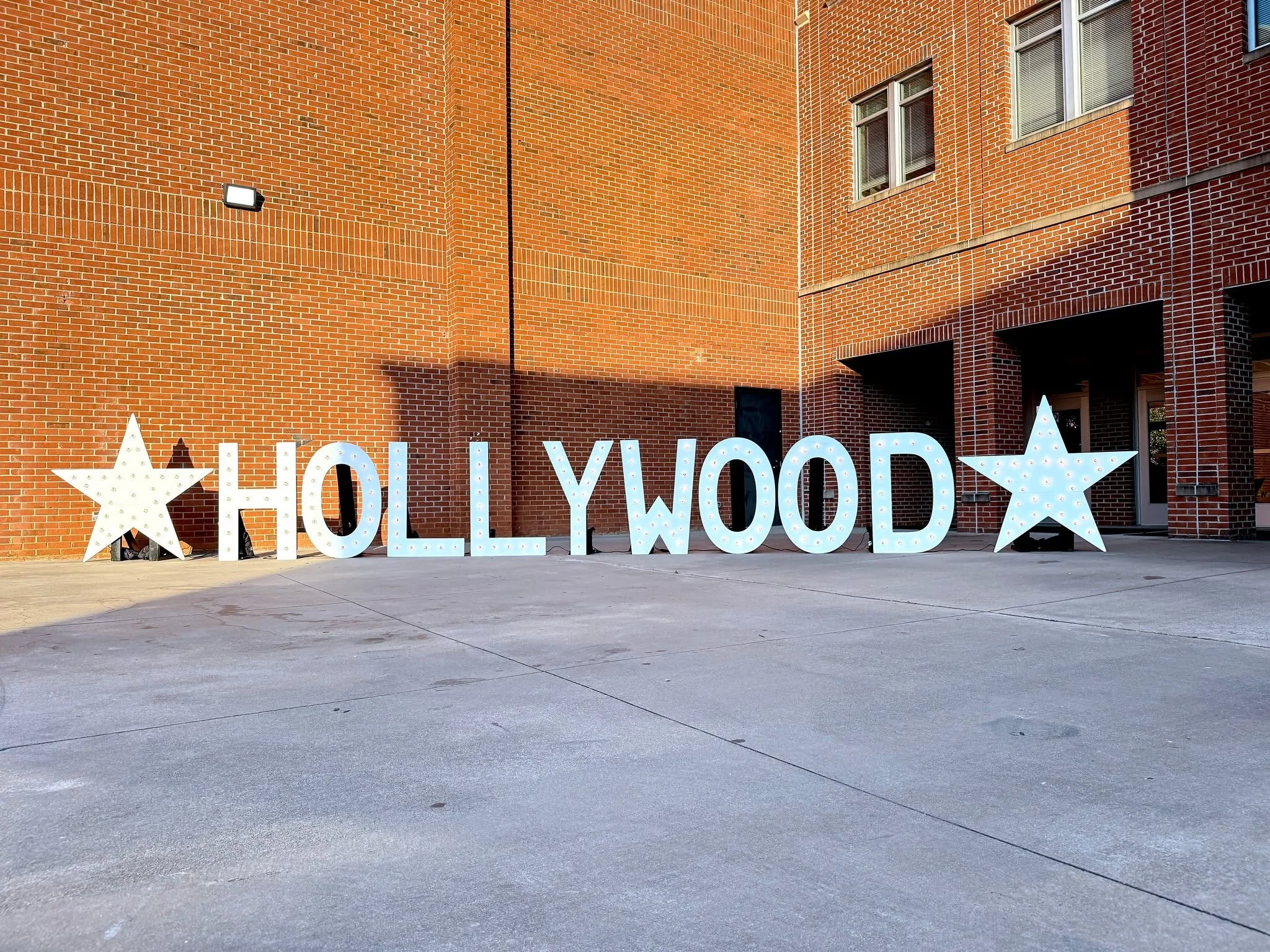 🎬✨ Hollywood came to Byrnes High School! 💙❤️
Our Hollywood-themed Homecoming 2025 setup was red carpet ready &mdash; with our giant HOLLYWOOD marquee letters, shimmering gold backdrop, star arch, popcorn arch, and glowing &rsquo;25&rsquo; numbers s
