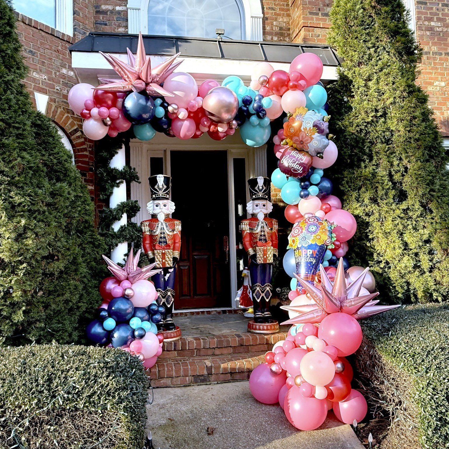 Nothing says celebrate like beautiful birthday balloon decorations! 🎂🎈 Bright colors, fun designs, and custom balloon arrangements that set the perfect vibe for an unforgettable birthday celebration. Let the balloons do the talking and make your pa