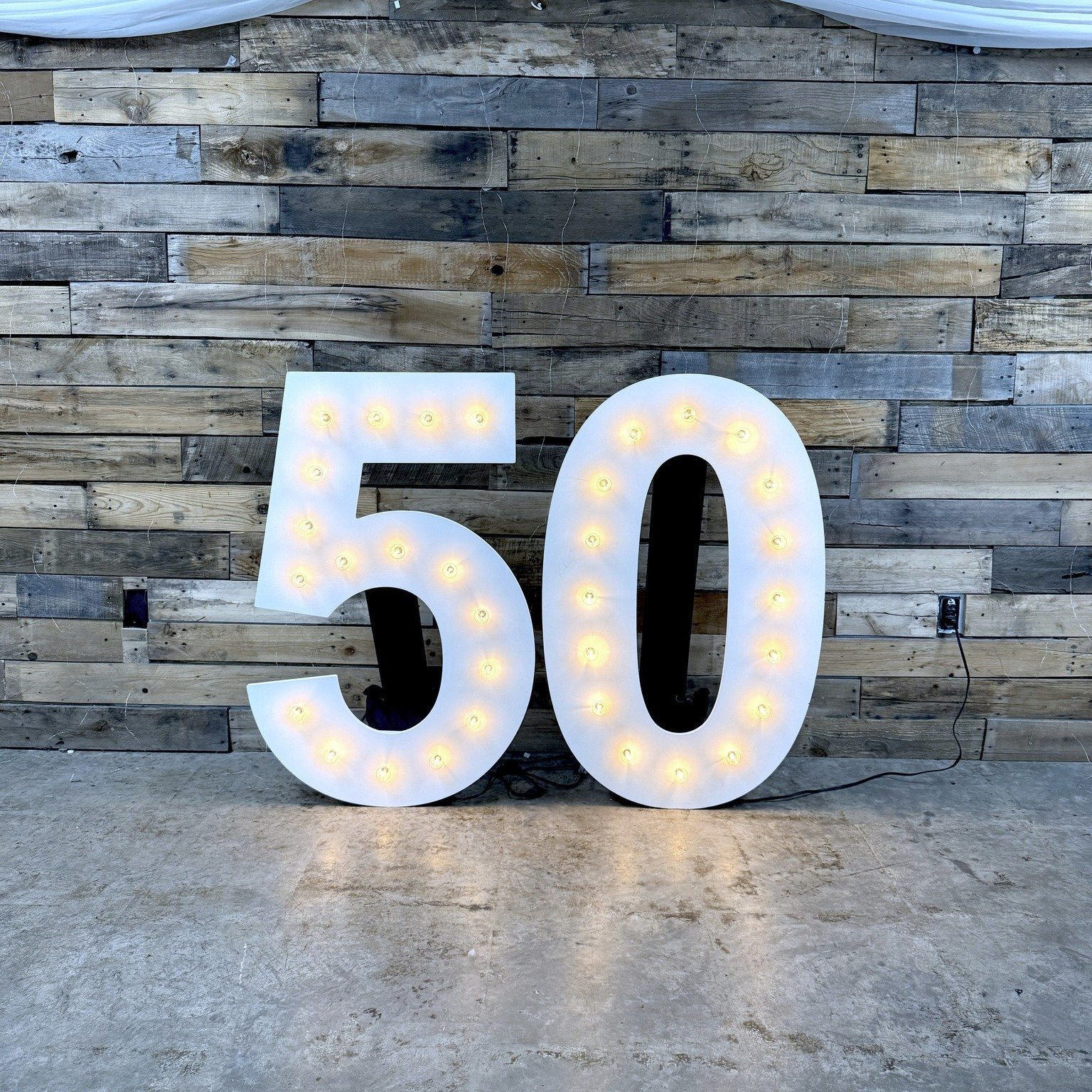 Decorations for a 50th Birthday Celebration 🎉✨ Featuring our 4' marquee number 50, this setup added the perfect glow and style to celebrate an incredible milestone in a big way. 🥂🎂

Kristy's Balloon Decorations
Balloon and Monogram LLC
(864) 901-2