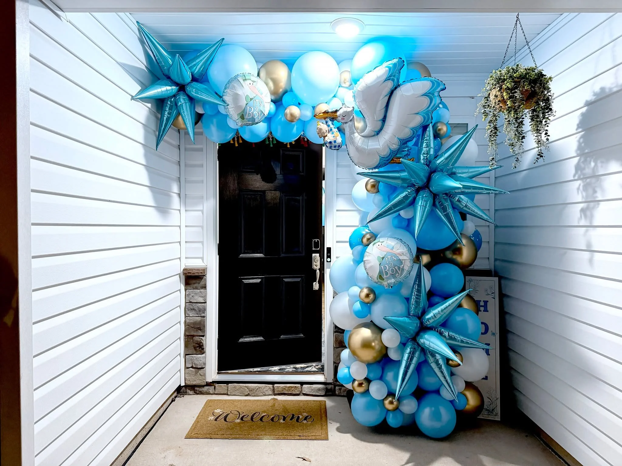 💙👶 A beautiful welcome for a baby boy!
Decorated with balloon garlands, balloon columns, and floating helium balloons to celebrate this sweet new beginning 🎈✨

Kristy's Balloon Decorations
Balloon and Monogram LLC
(864) 901-2062
BalloonAndMonogram