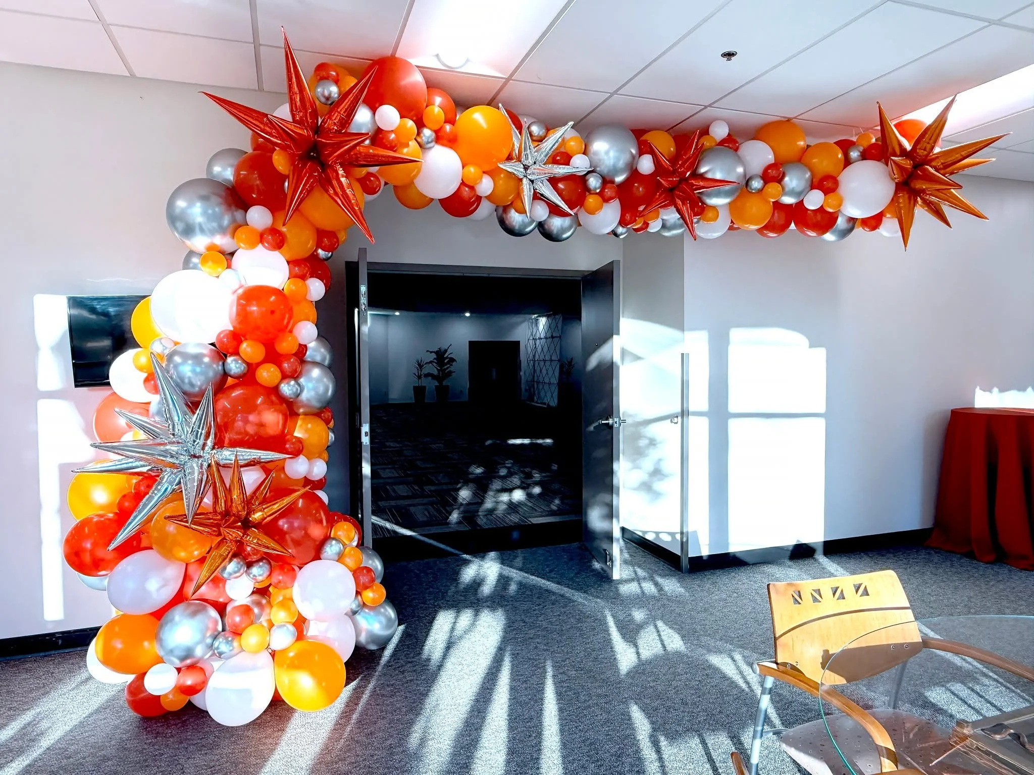 Adding a pop of style to Scansource&rsquo;s event ✨
This balloon garland brought color, dimension, and a festive touch to the celebration.

Kristy's Balloon Decorations
Balloon and Monogram LLC
(864) 901-2062
BalloonAndMonogram@gmail.com
https://www.