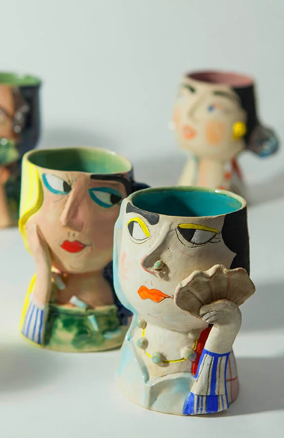 Detail of two Bibi's