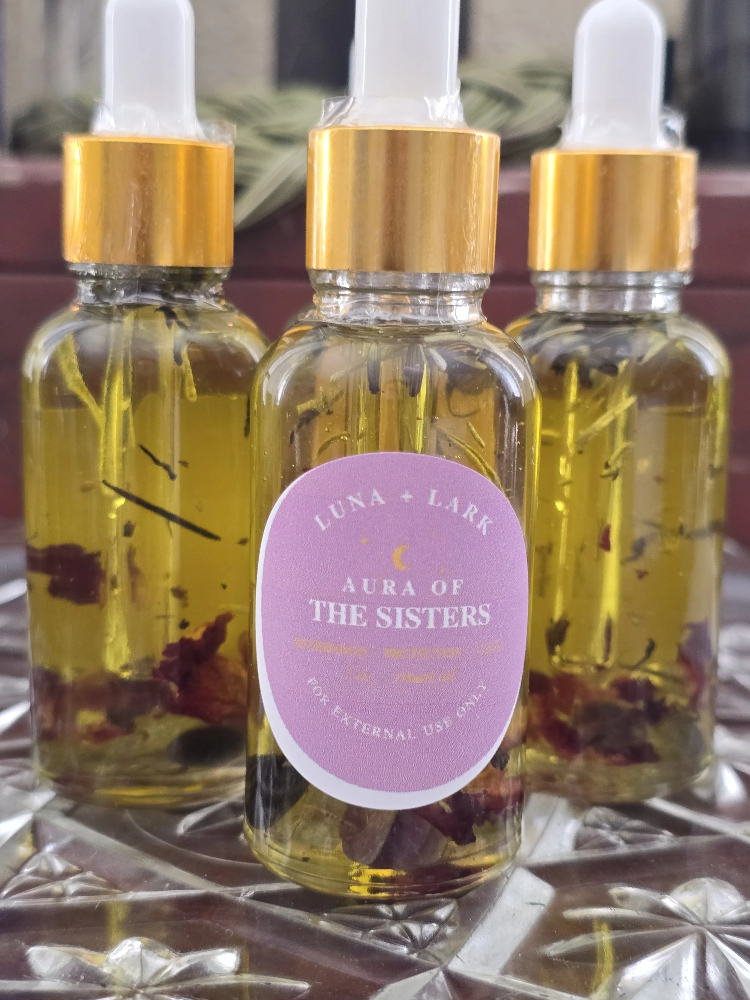 Aura of The Sister's Intention Oil