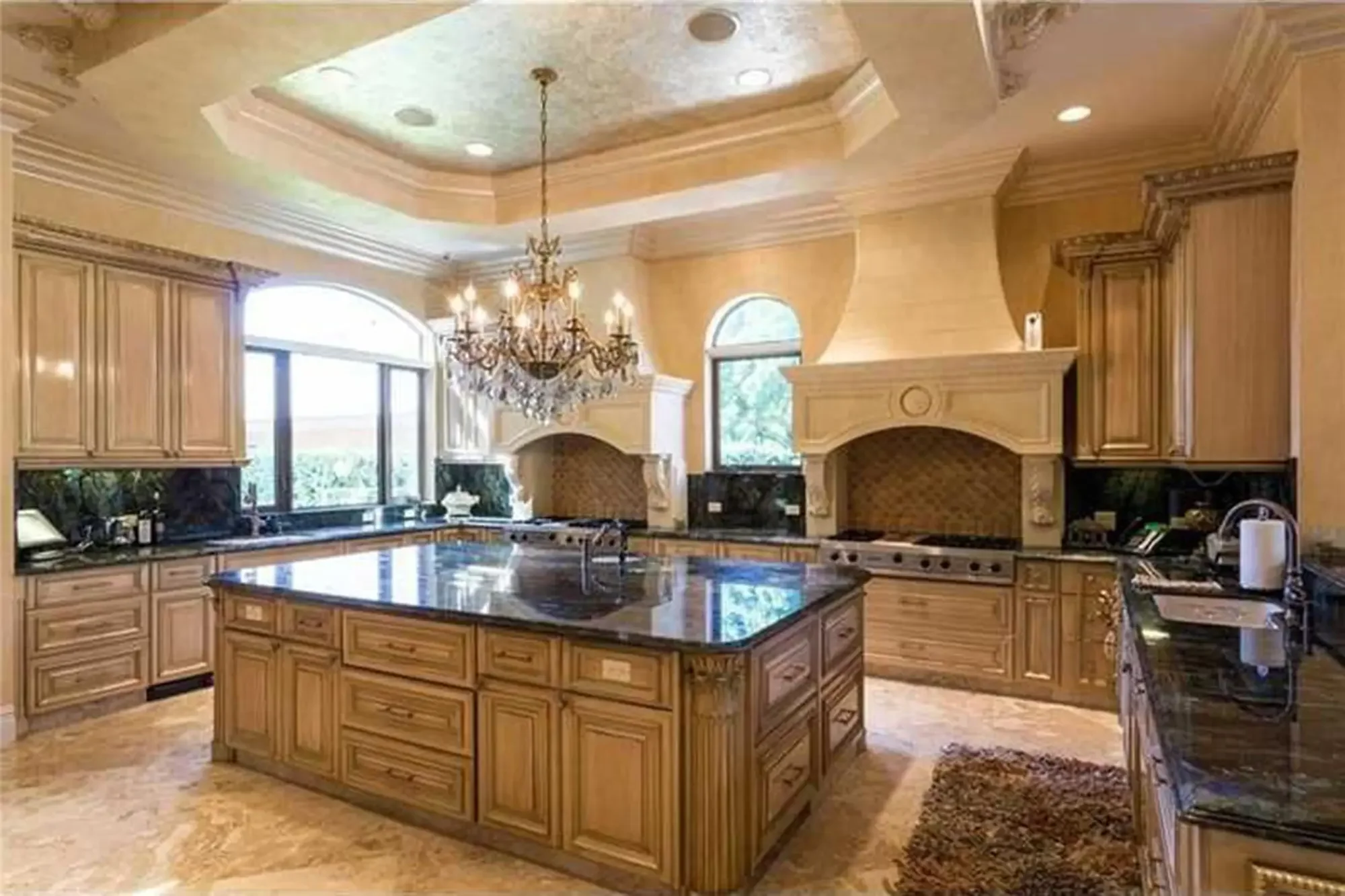 antonio-brown-florida-mansion-05.jpg.webp