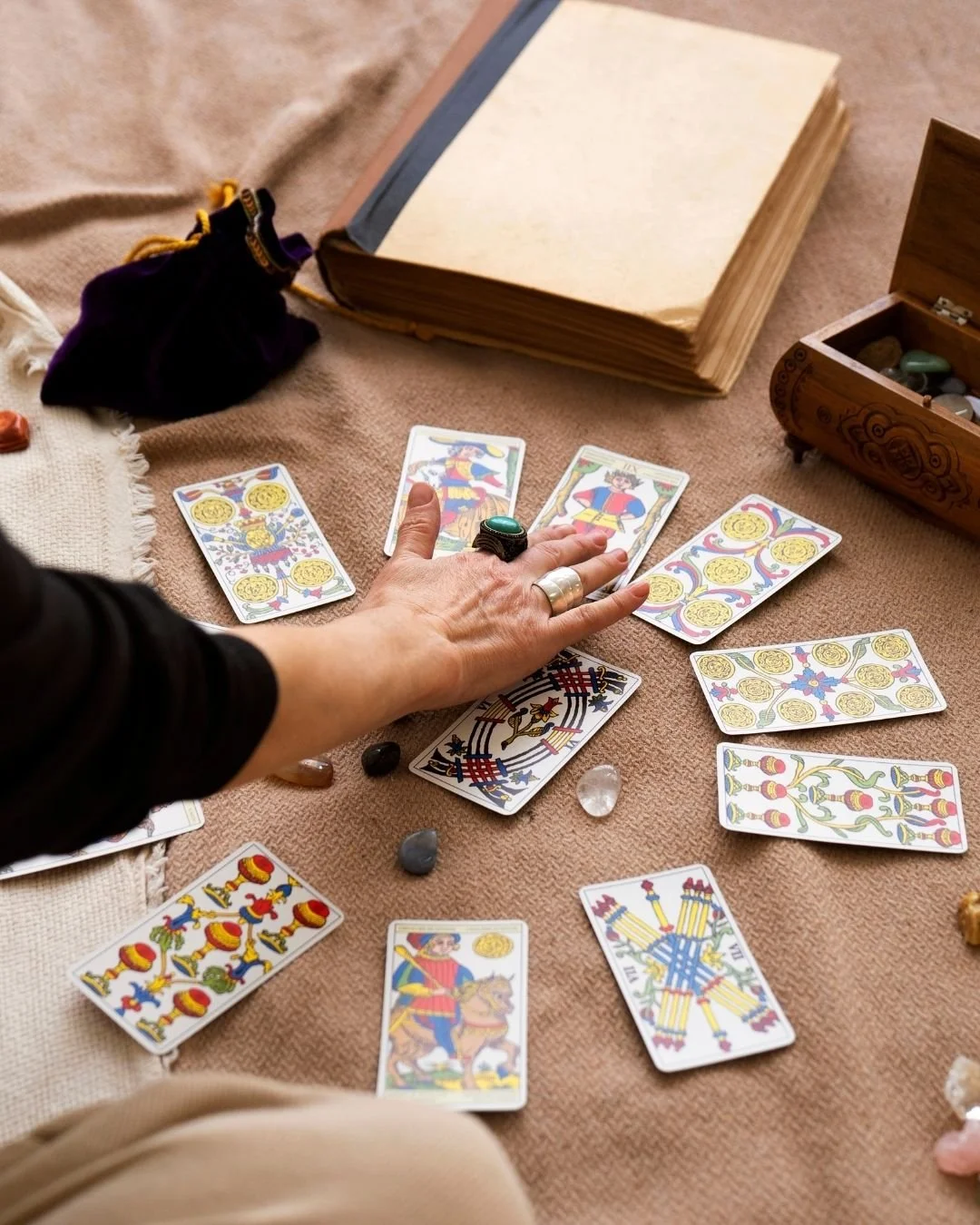 Intuitive Card Reading Live - via Zoom