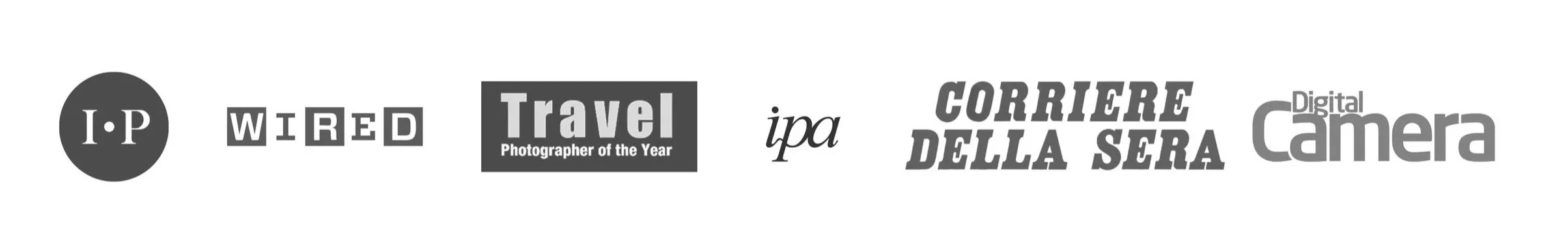 Logo di vari media e riviste: I.P, WIRED, Travel, ipa, CORRIERE DELLA SERA, Digital Camera.