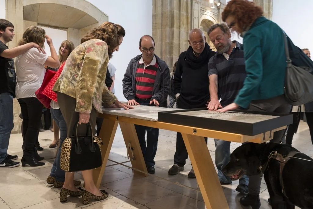 Taktil dialog med La Once, det Spanske Blindeforbundet, Museo Barjola, Gijón.  Foto: Fernándo González