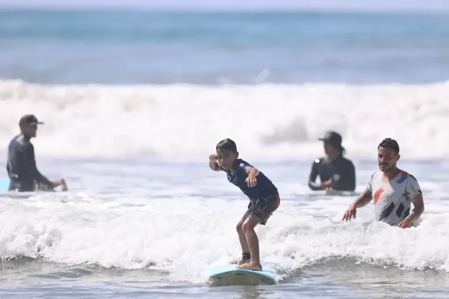 kids-surf-workshop-10.webp