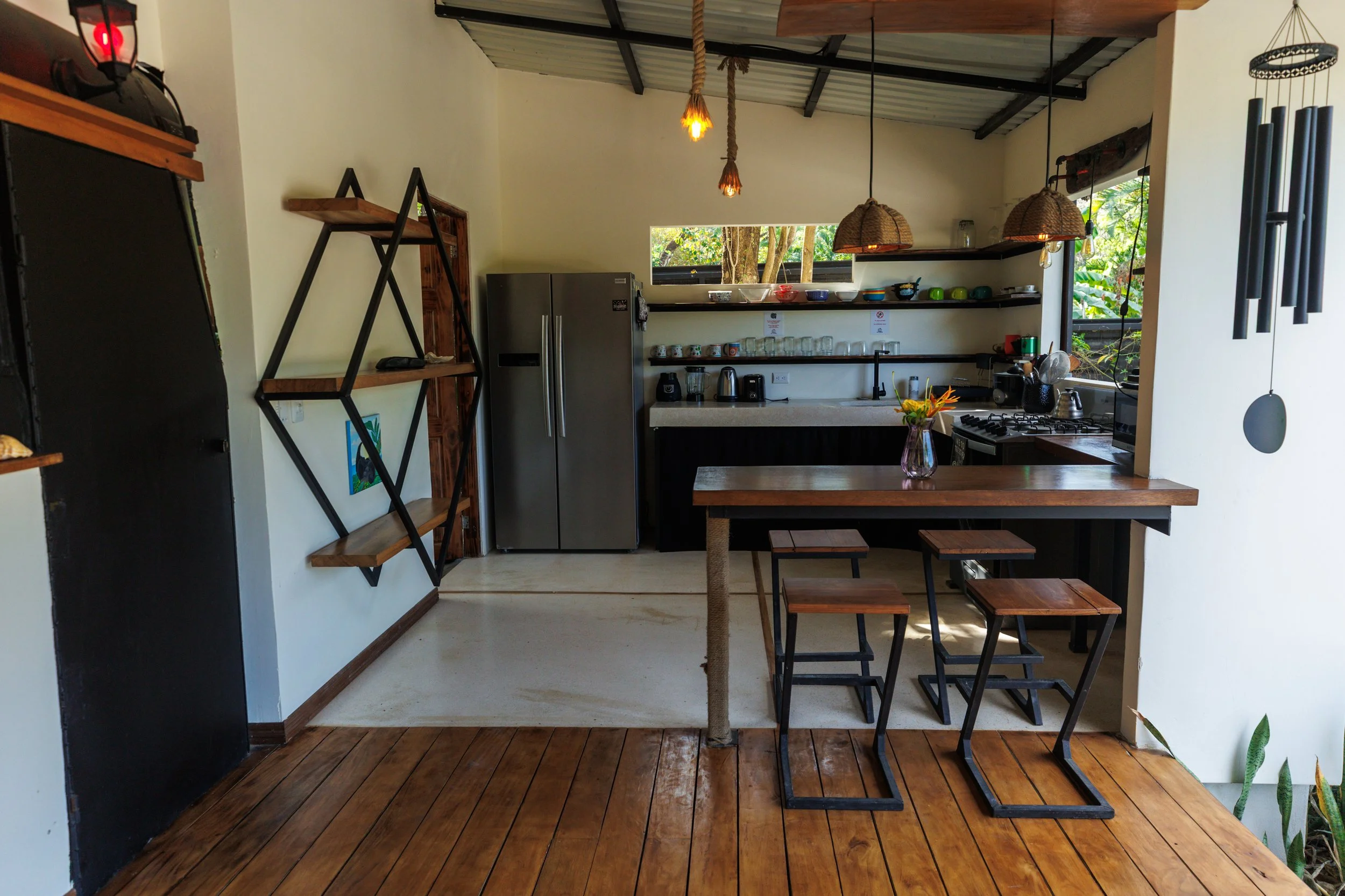 Fully quipped kitchen