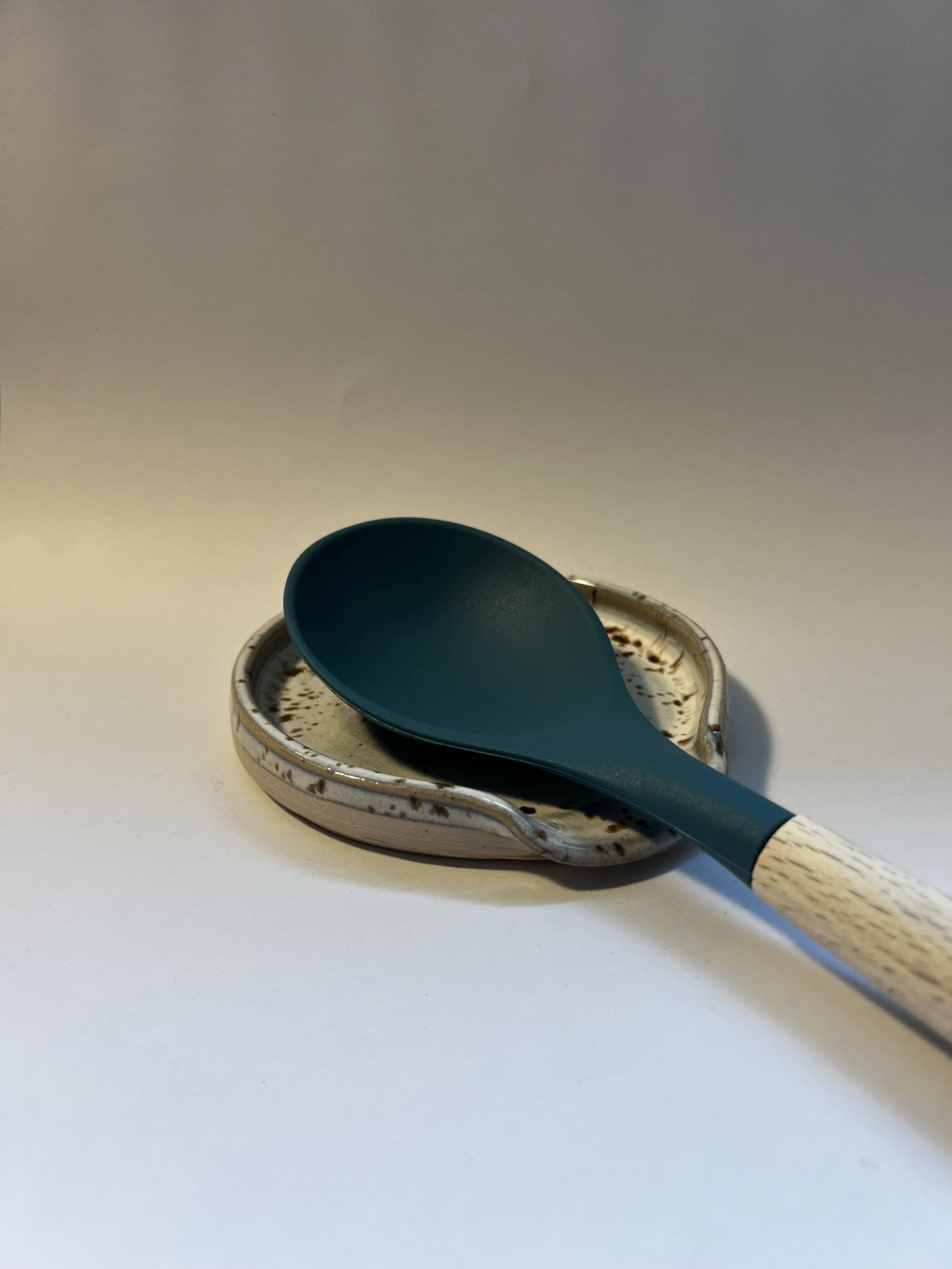 Spotty spoonrest (2).JPG