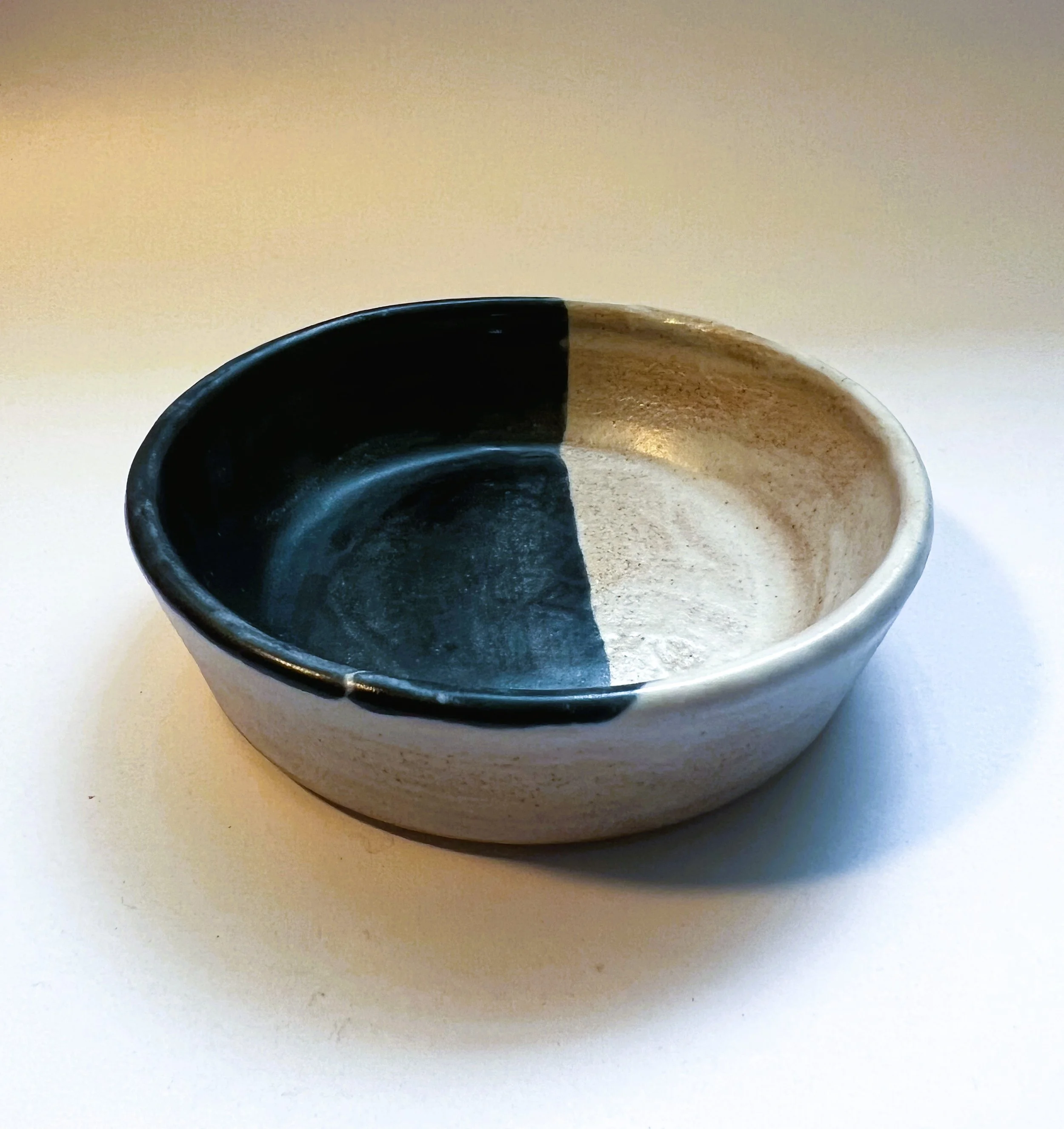 Dish black white matte  (2).JPG