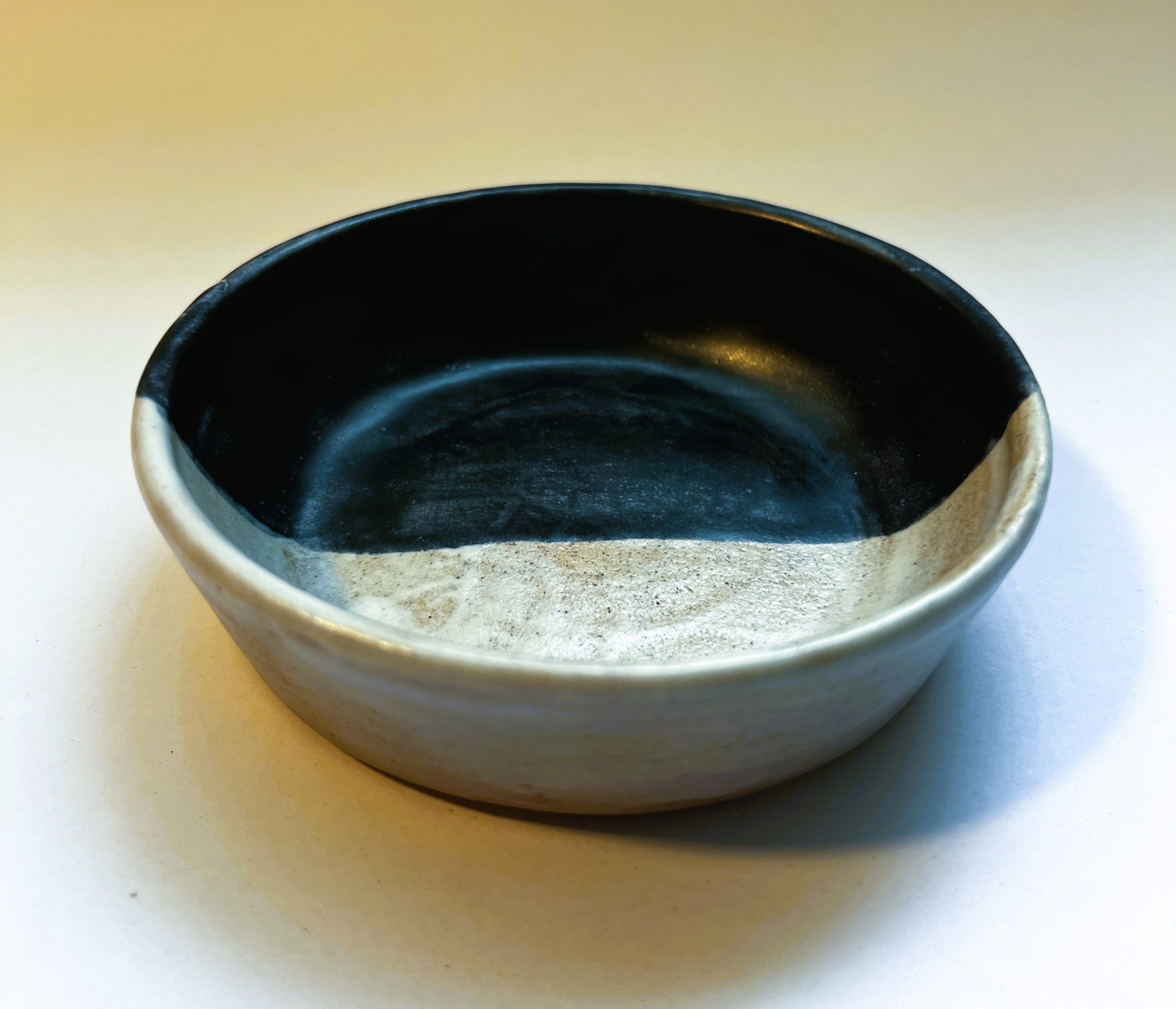 Dish black white matte  (3).JPG