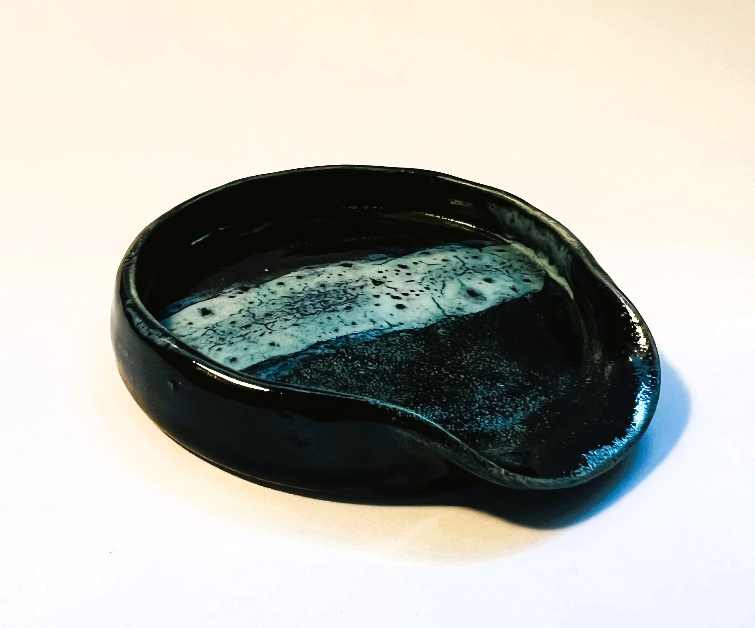 Black blue white spoon rest  (1).JPG