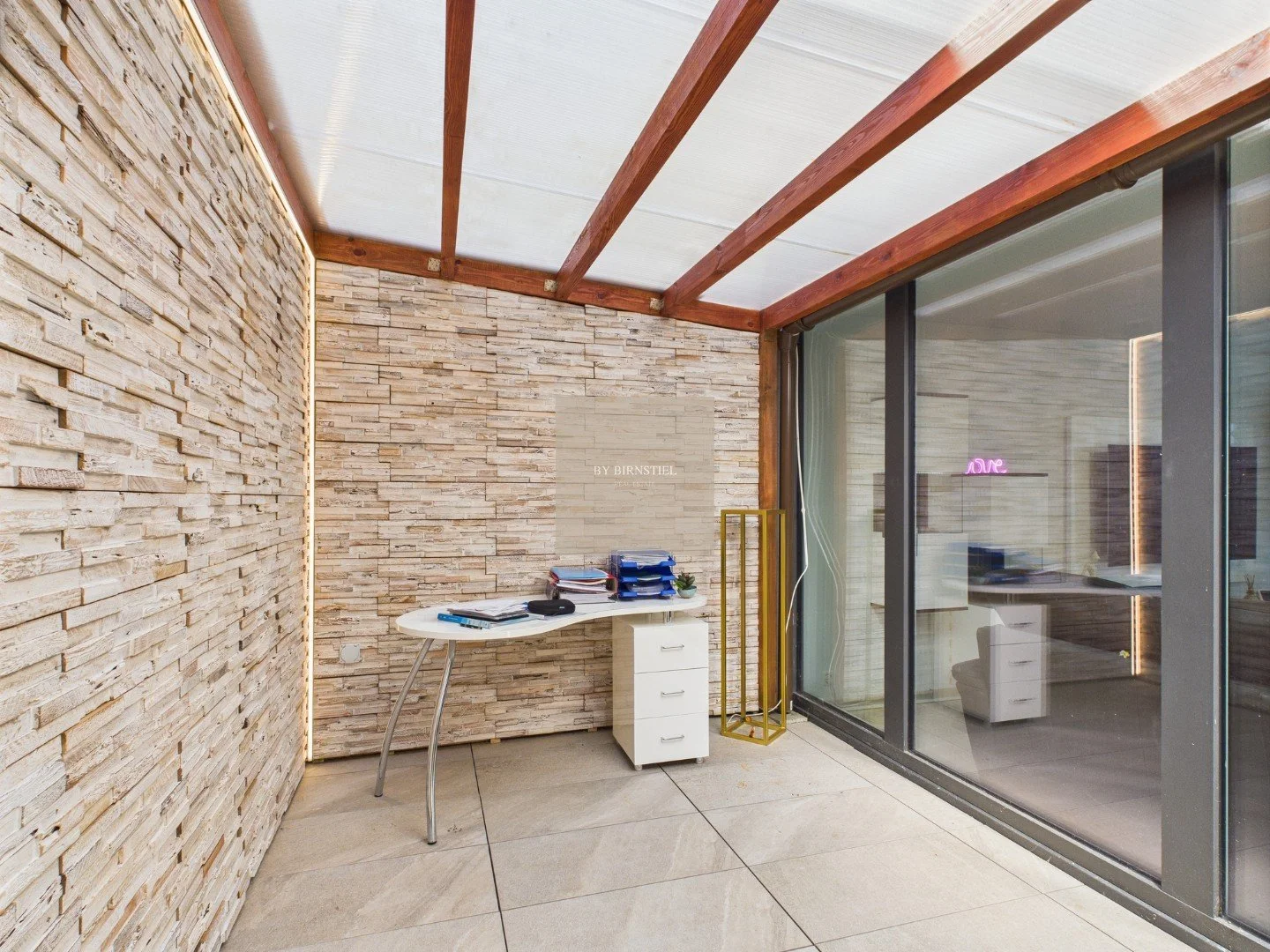 Lichtdurchfluteter Wintergarten Reihenhaus Oberrohrdorf