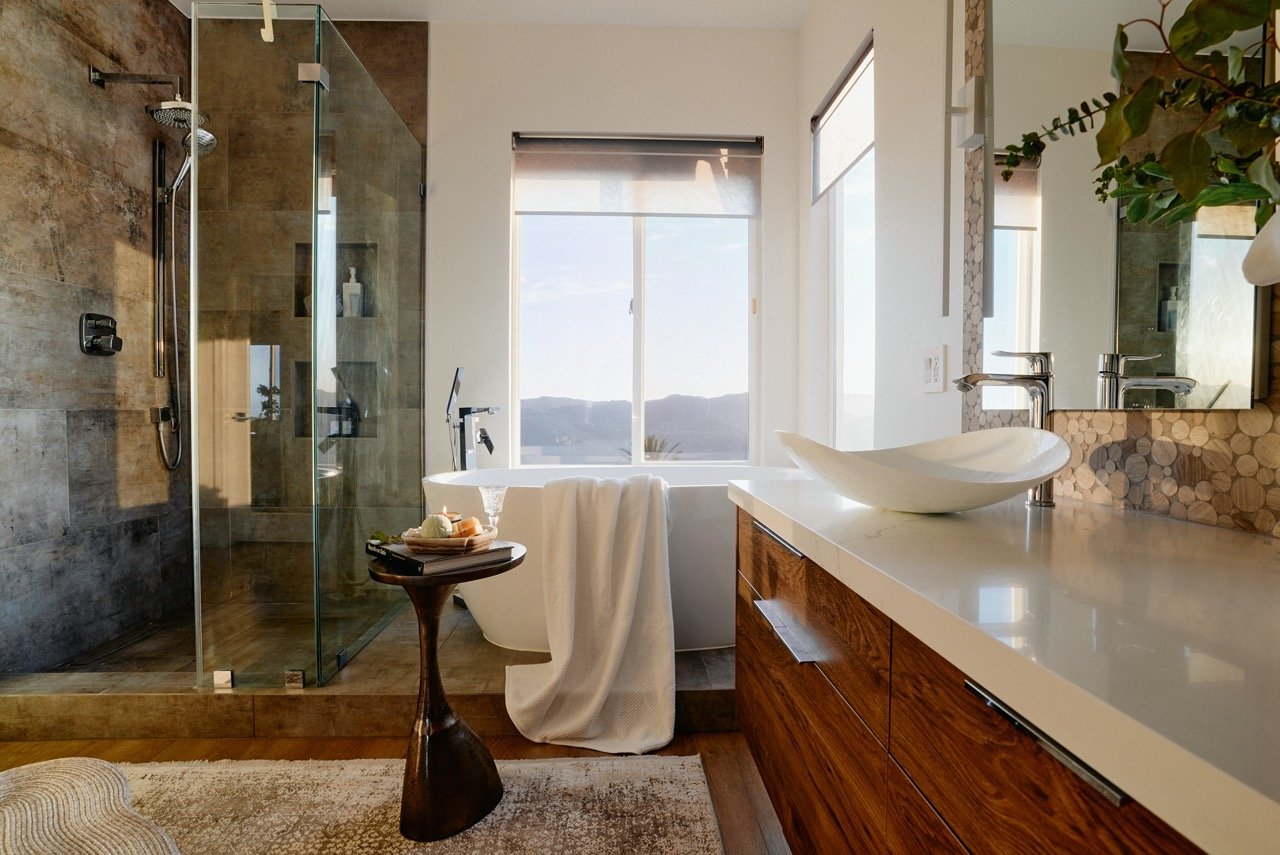 DSC09934 1 Large.jpeg