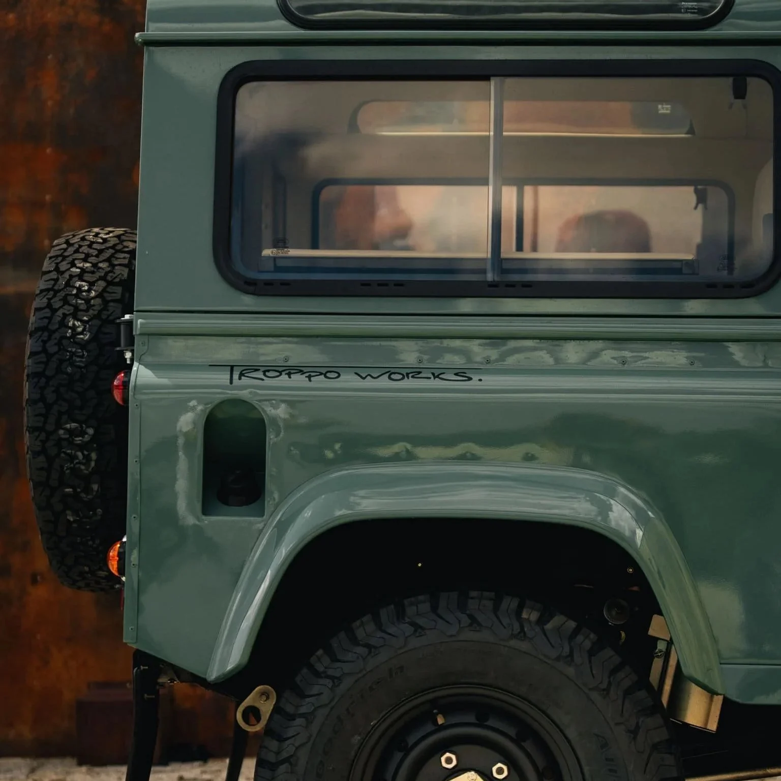resotred-defender-details.jpg