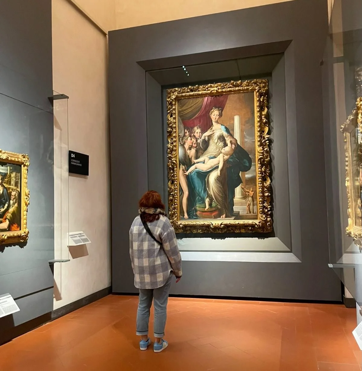 Did you know engaging with art can be a quiet form of yin nourishment? 

Art can be both yin and yang ☯️

The yang aspect shows up in the doing, the creating and the structuring of the piece. The outward, expressive, active energy 🎨🫟

But the yin a