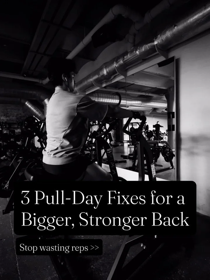 Here are 3 back training fixes that instantly change how your back fires in a movement:

1️⃣ Lead with elbows, not hands.
If you&rsquo;re pulling back with your arms and your attention is on where your hands are gripping the weight, you&rsquo;re hard