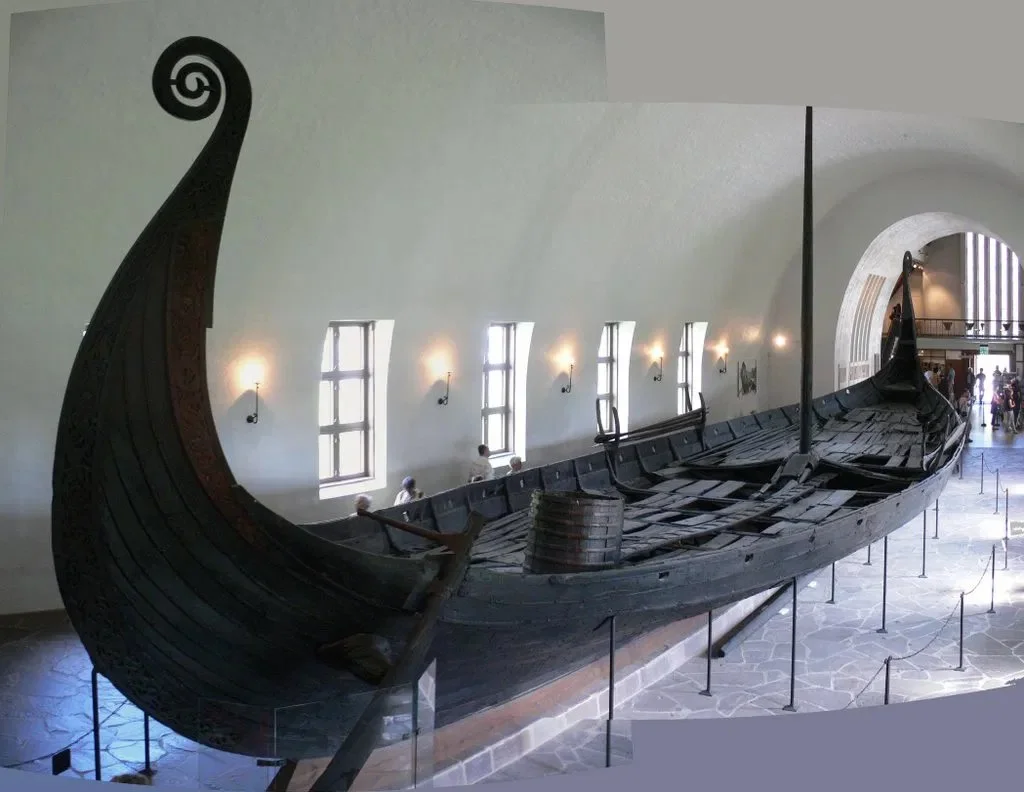 Oseberg-Viking-ship.jpeg