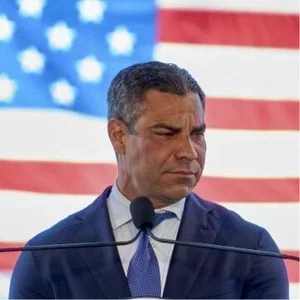 FRANCIS SUAREZ