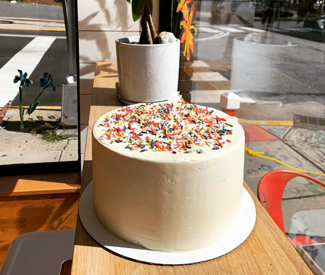 10'' Milk Sponge Cake