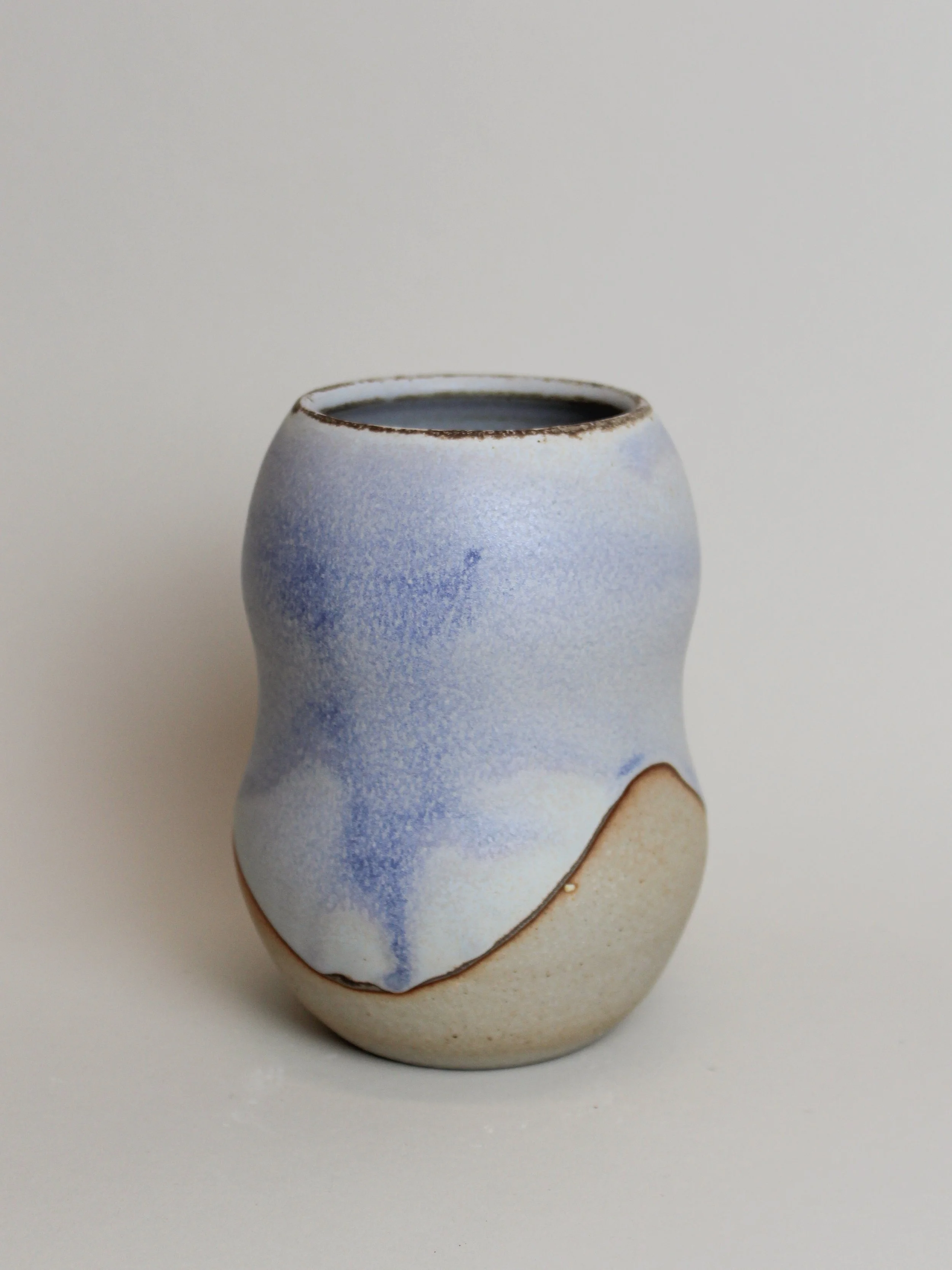 bluesalt_vase_v.jpg