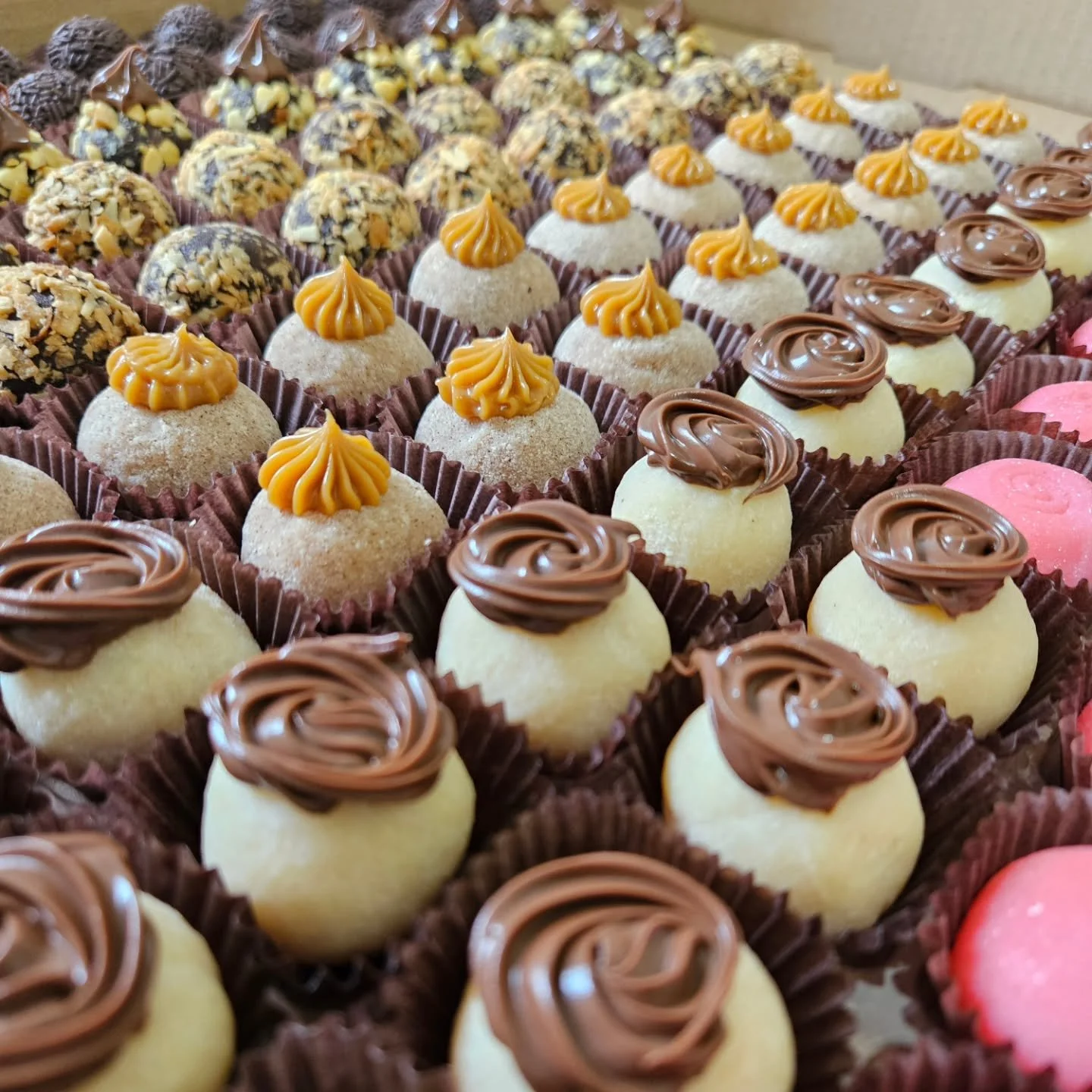 You thought our menu couldn't get any better? 
Stay tuned! We are releasing more Brigadeiro flavours as of June 1st 😋