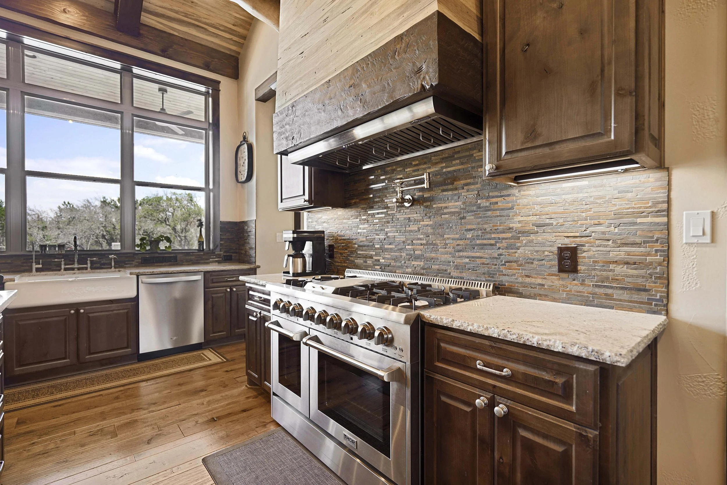 Badger Model Home-6.JPG