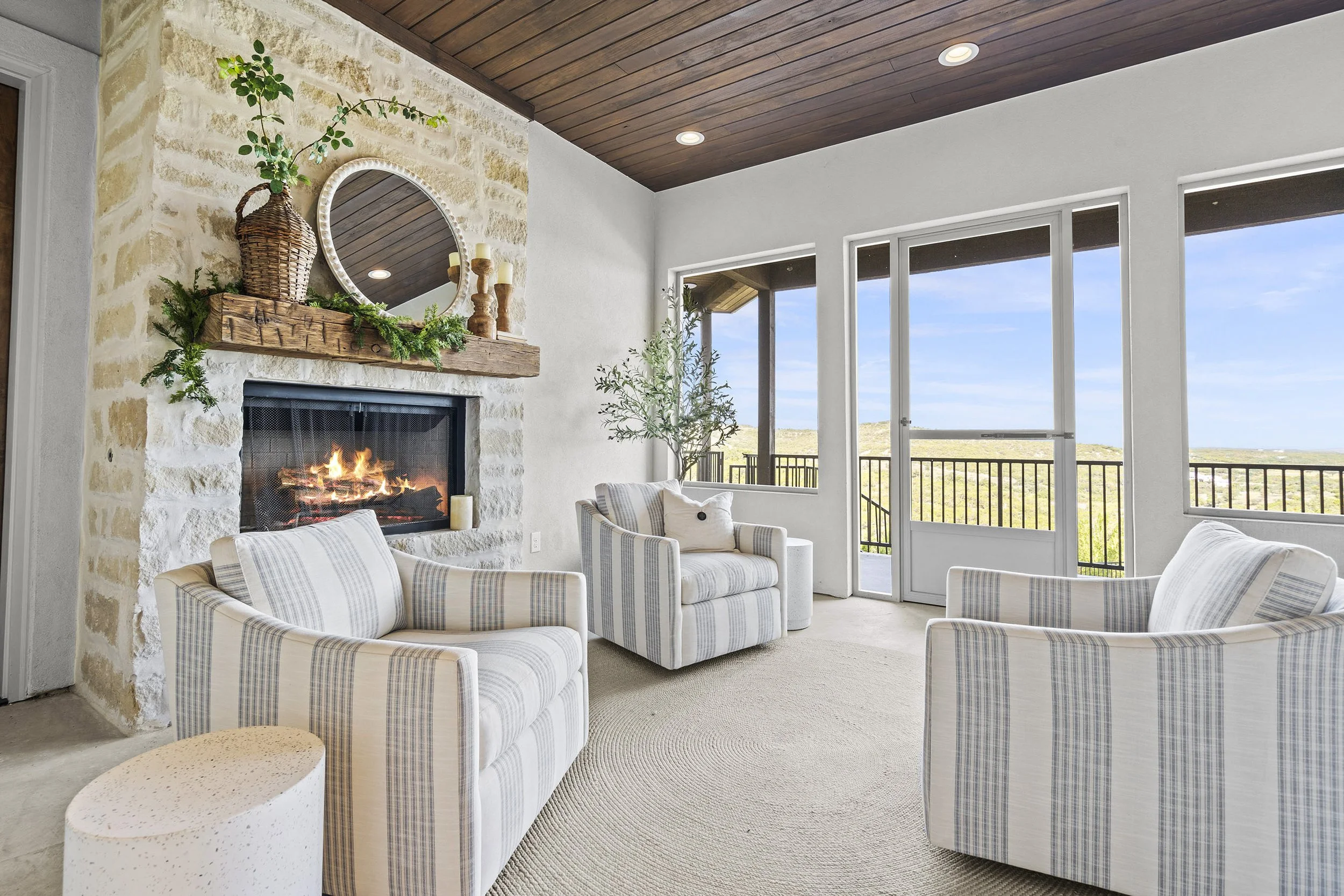 429 Stacey Ann Cove -86.jpg