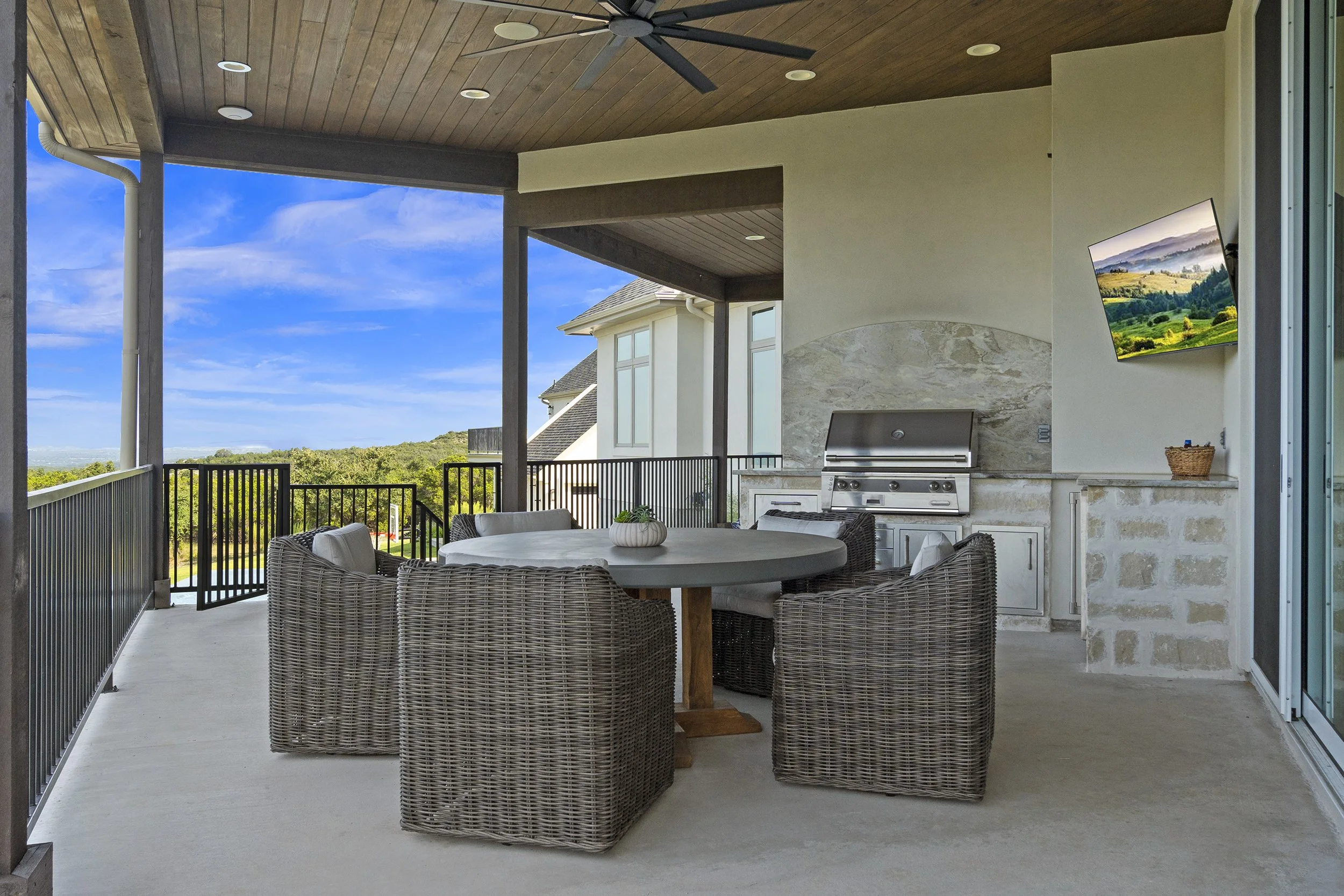 429 Stacey Ann Cove -112.jpg