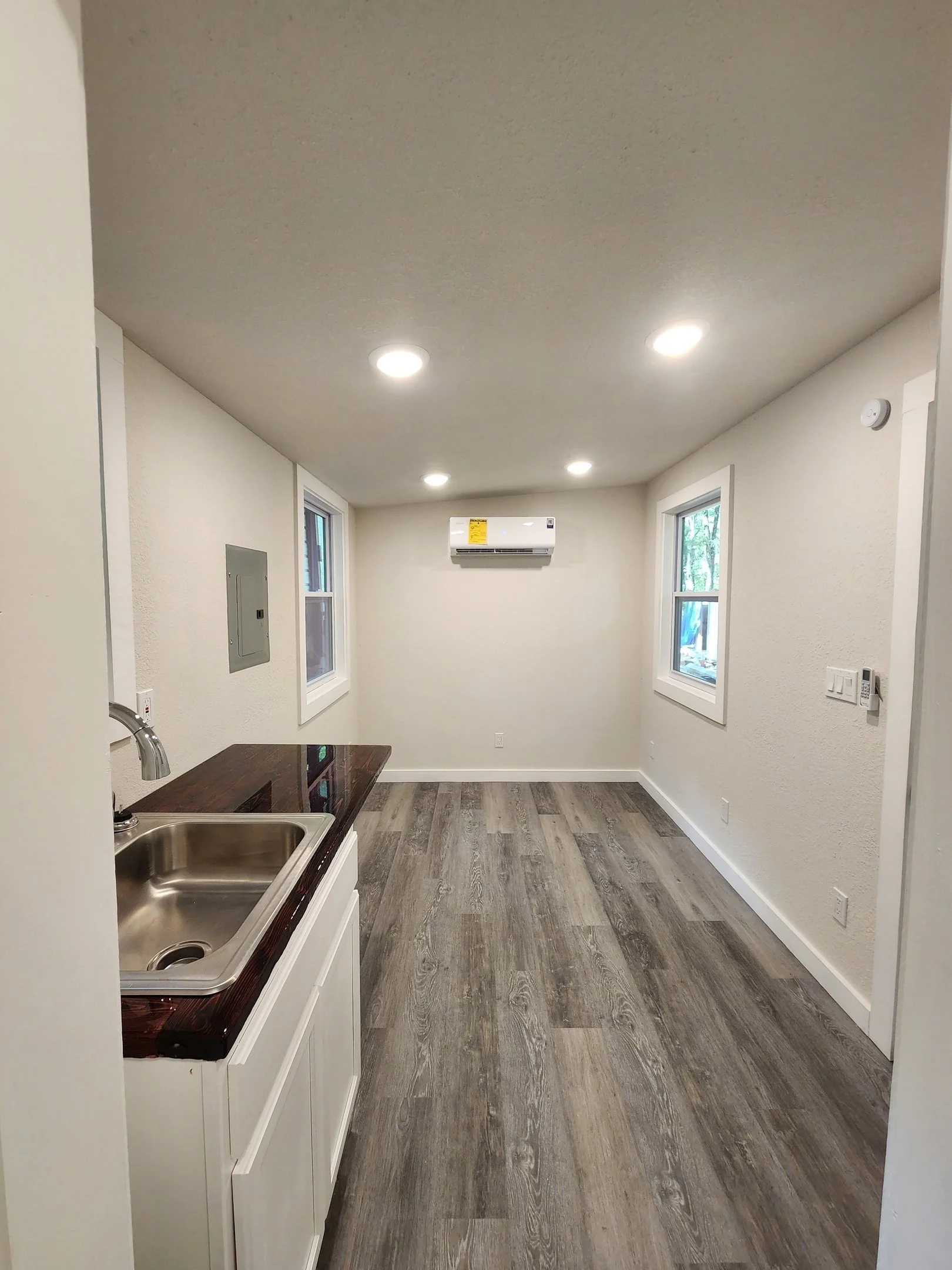 One Story w/ No Loft