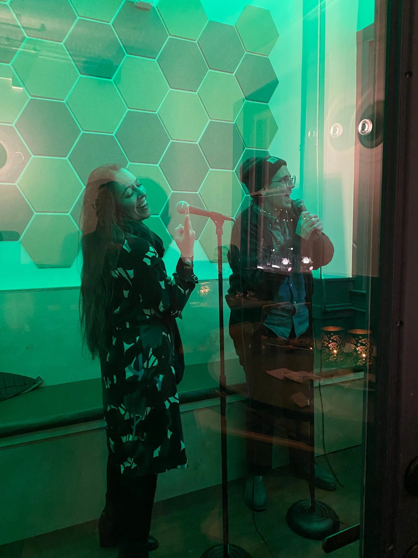 If your Saturday doesn&rsquo;t include singing like you&rsquo;re on a world tour (inside a private room where no one can hear you)&hellip; then wyd? 🎤💚

Grab the mic, grab your people, and come make some questionable memories.

🔗 in bio to reserve