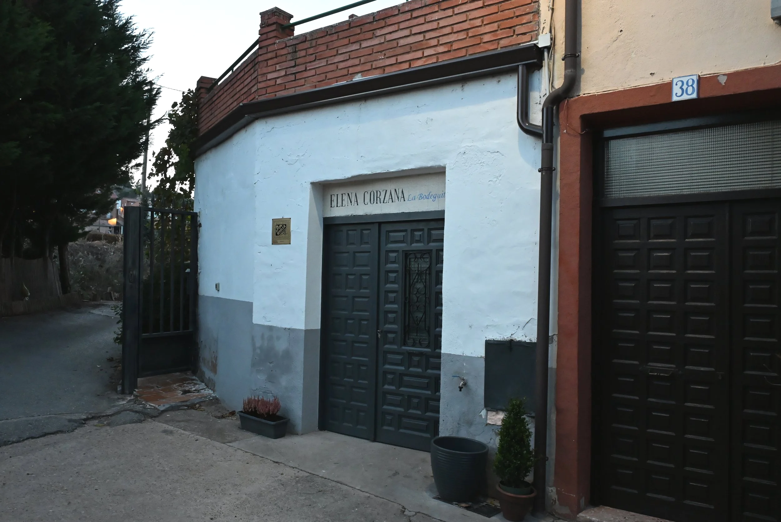 Elena Corzana Winery